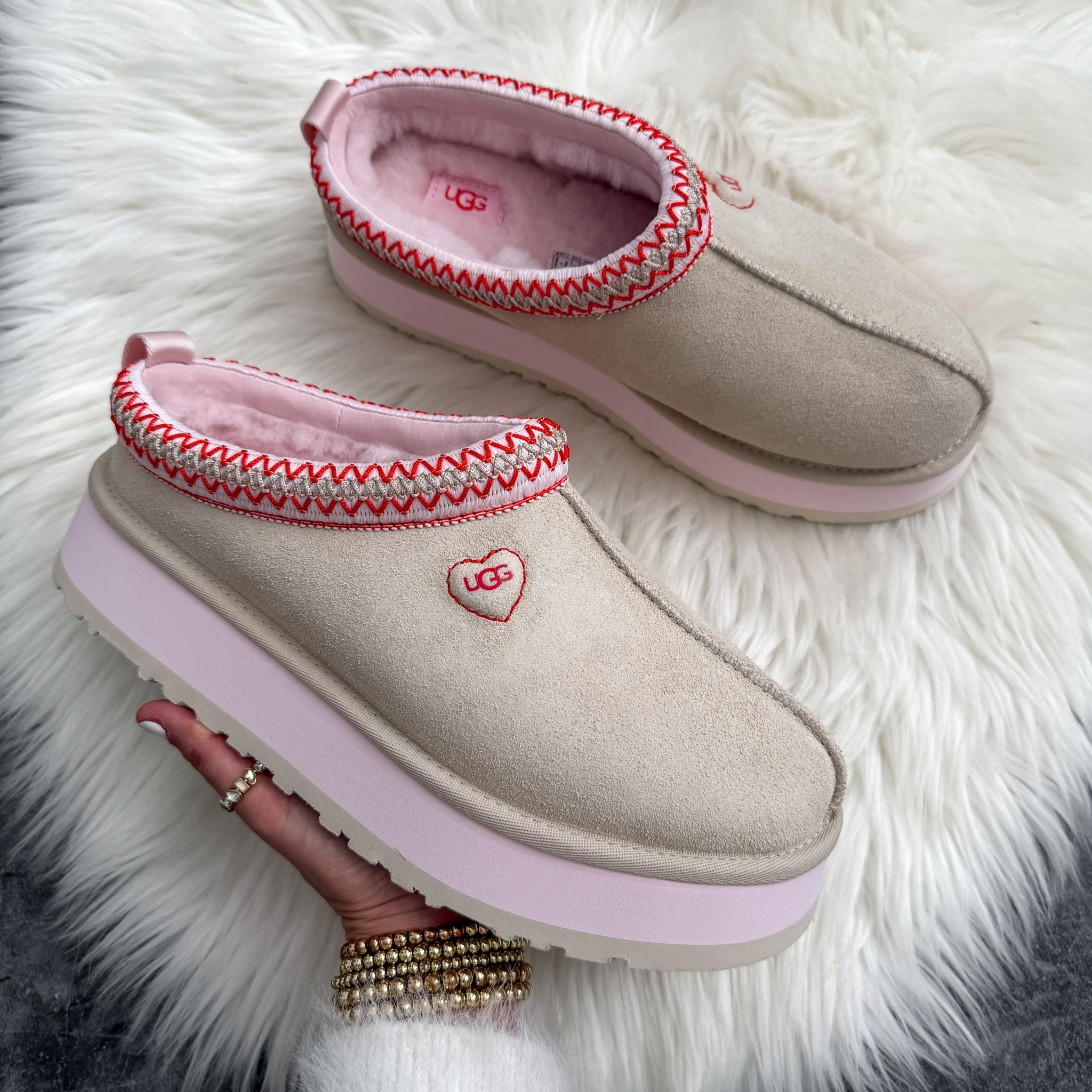 Limited edition ugg Valentine’s Day slippers selling out quick! I went up a half size 