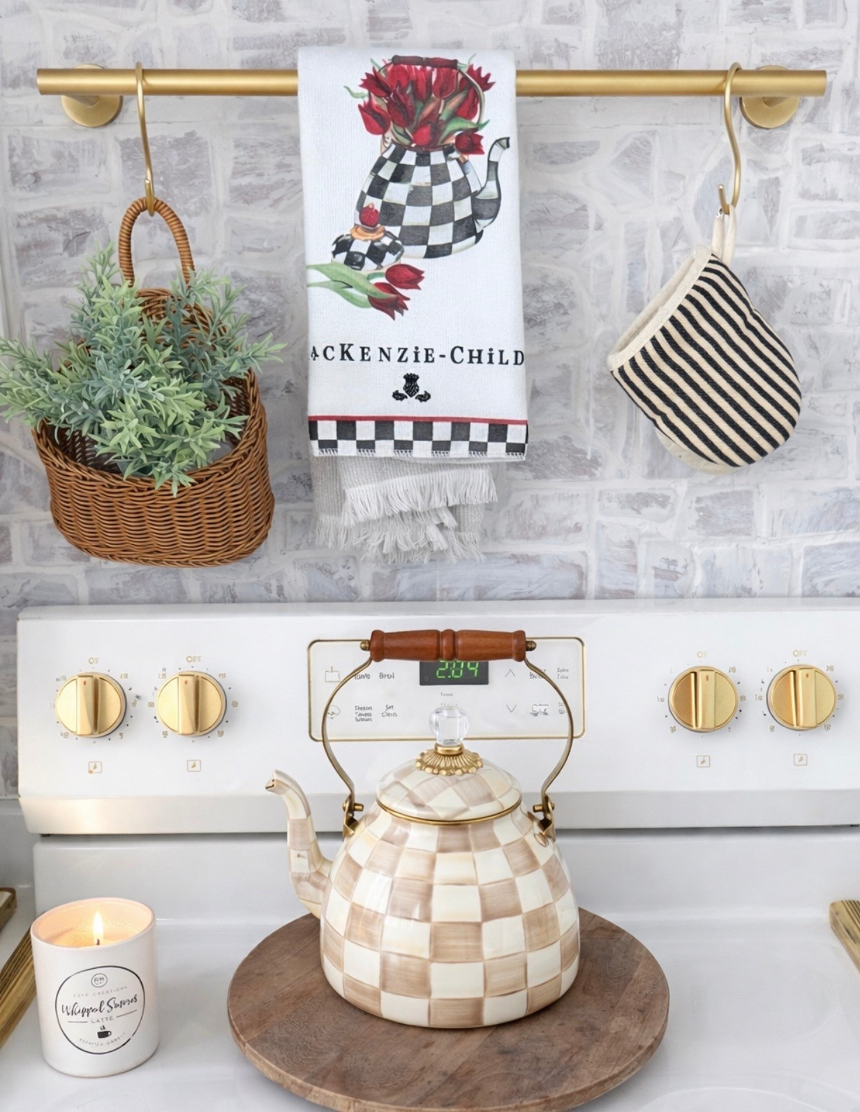 Mocha check has my heart 🤍

#LTKOver40 #LTKHome #LTKValentine