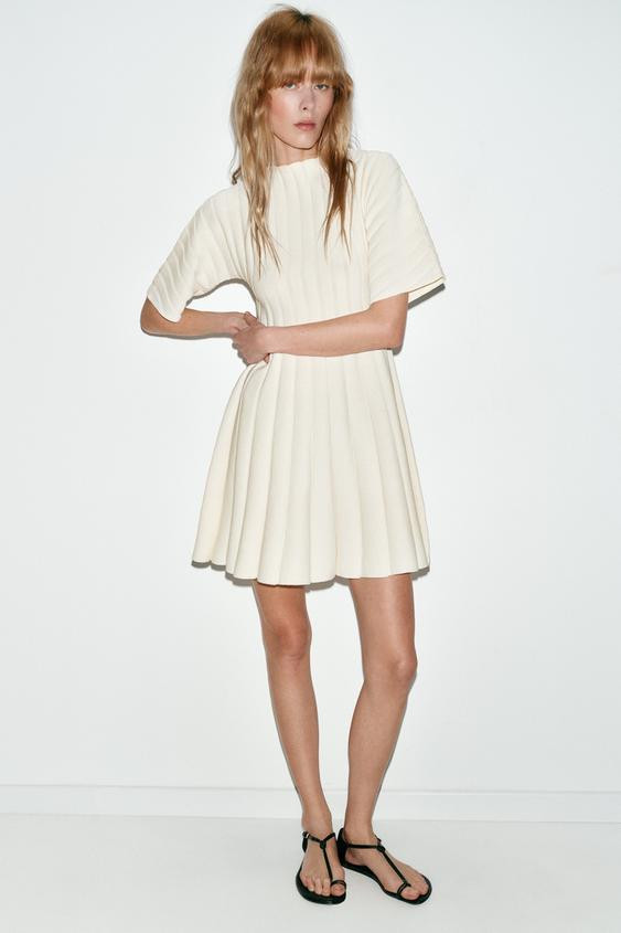SHORT RIB KNIT BALLOON SLEEVE DRESS | Zara US