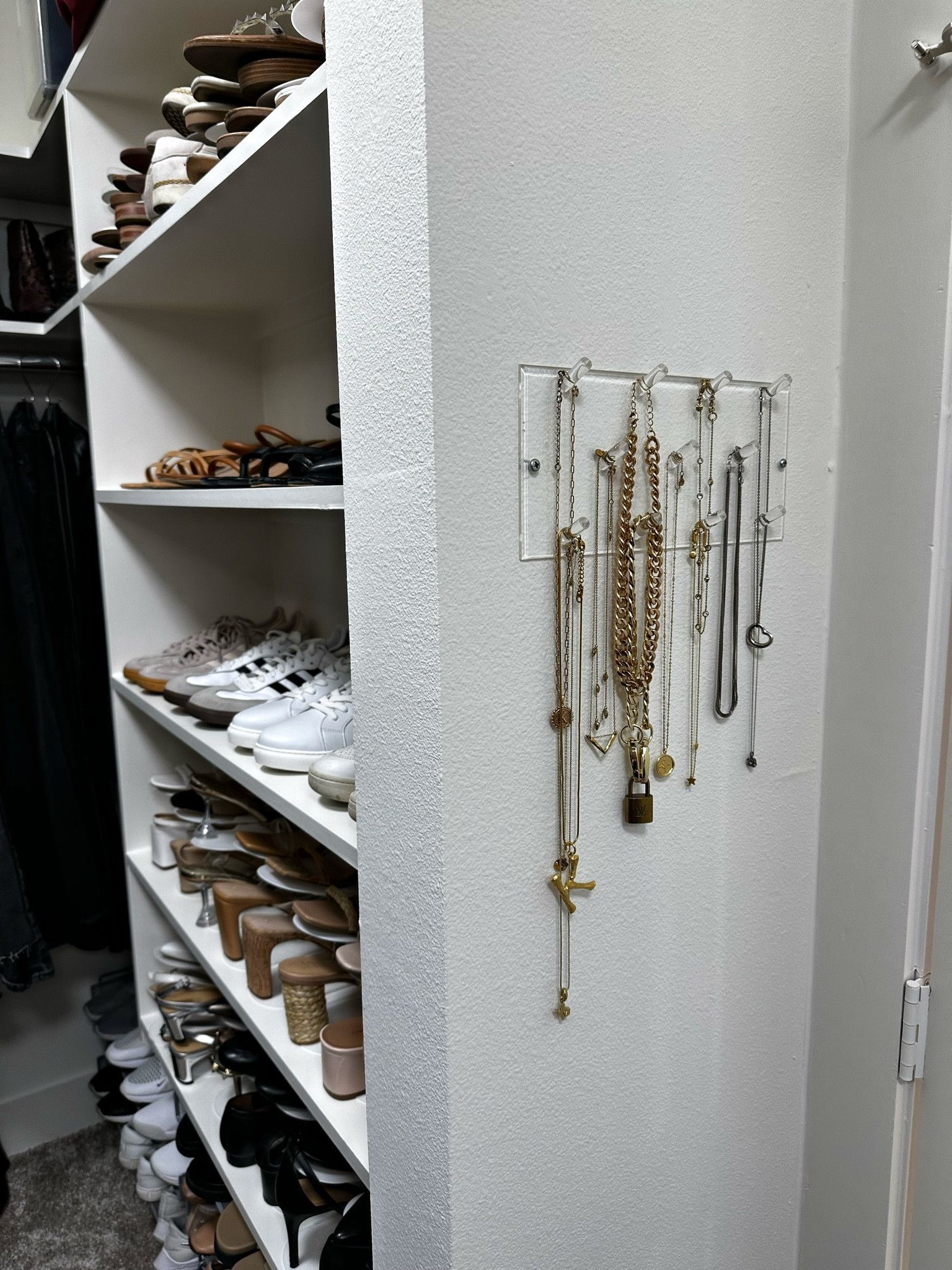 Jewelry favorites. This acrylic necklace holder works so great! I keep one to make sure I only keep what I wear 

Closet 

#LTKHome #LTKStyleTip