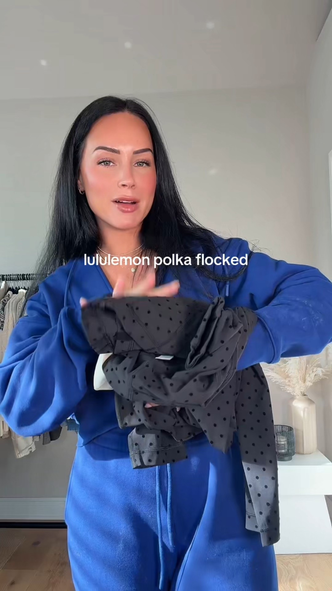 The new lululemon polka flocked set 🖤 


My sizing 5’7, 145lbs, 32dd
I’m wearing a size small sweat set, size 6 jacket, size 4 leggings, size 6 bra 

#LTKootd #LTKActive #LTKGiftGuide