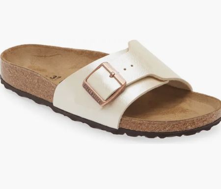 Birkenstock
Catalina Slide Sandal (Women)

Topped with an adjustable strap and a soft fabric with a leather-like finish, this slide sandal is cushioned by a legendary contoured footbed

#LTKTravel #LTKShoeCrush #LTKStyleTip