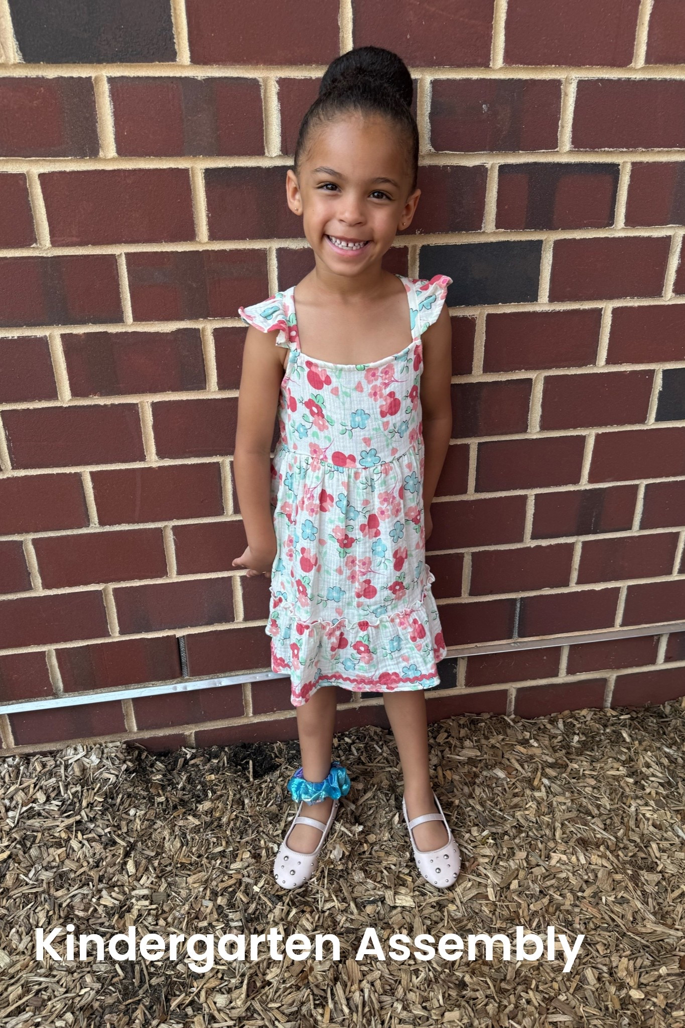 I did not even mean to buy a dress with a little hidden Minnies in it, but this dress was so stinking cute for her kindergarten assembly!💕

#LTKKids #LTKootd #LTKmomlife