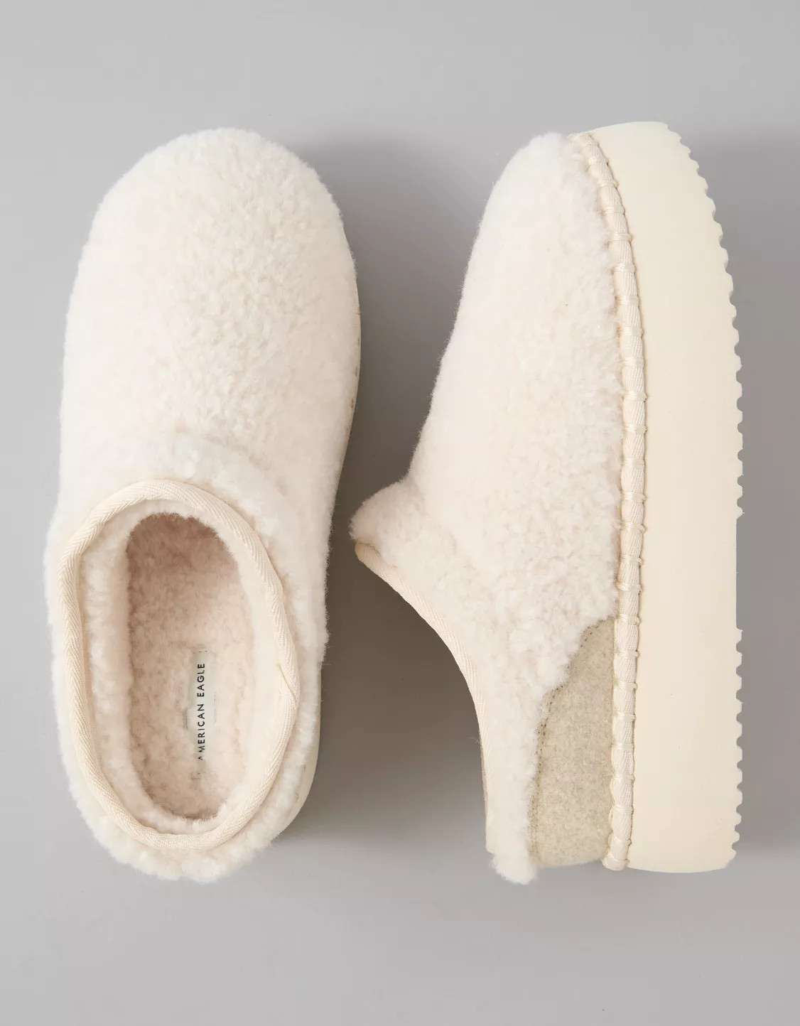 AE Sherpa Scuff Slide | American Eagle Outfitters (US & CA)
