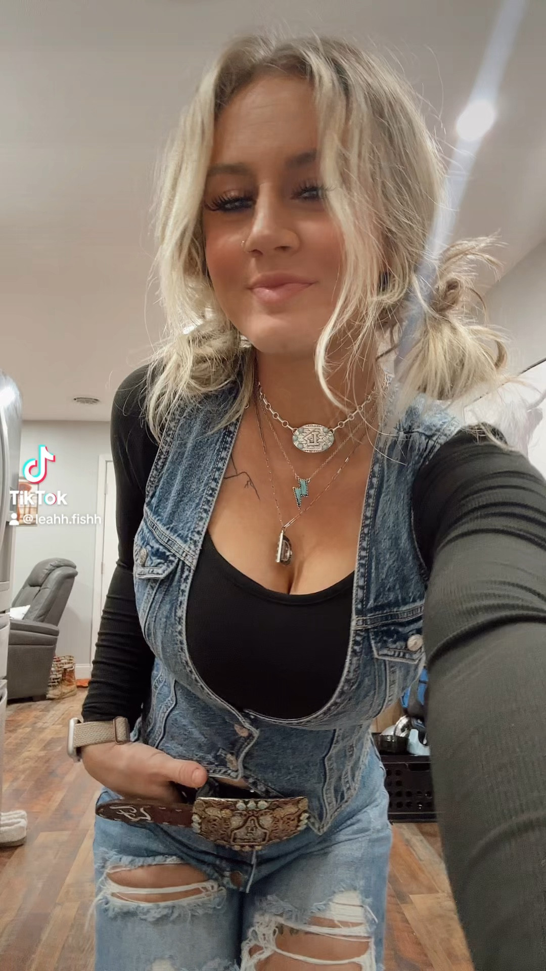 Such a cute going out outfit!! 

#LTKGiftGuide #LTKVideo #LTKstyletip