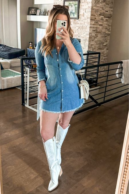 This denim dress is so cute and I was so impressed with the quality! Perfect with a pair of cowboy boots! 

5’7 | 185
Size Largee

#LTKmidsize #LTKfindsunder50 #LTKshoecrush