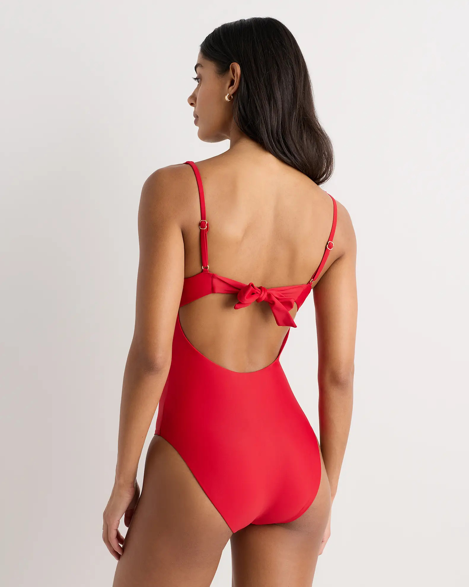 Italian Underwire One-Piece Swimsuit in Cherry | Quince