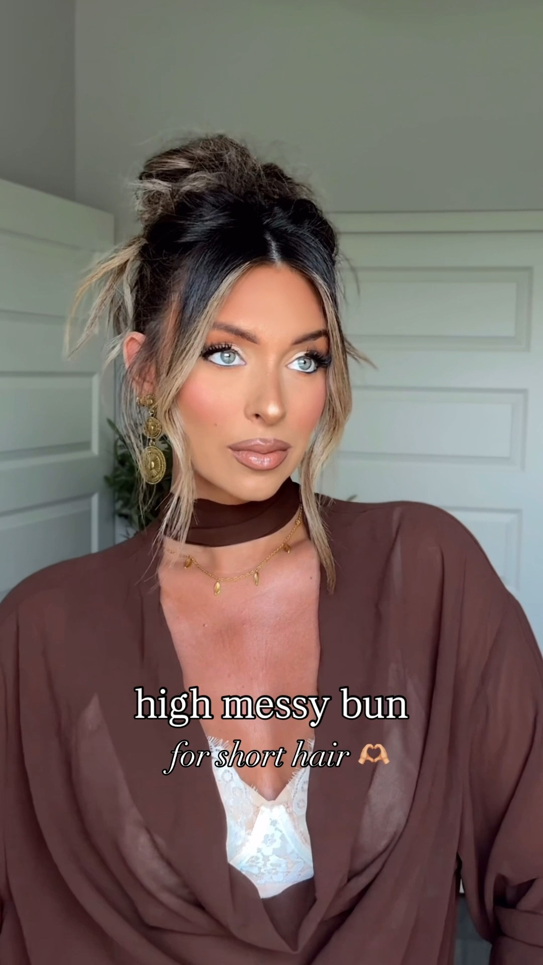 How I do my high messy bun on my short hair 🫶🏼

#LTKOver40 #LTKgrwm #LTKBeauty