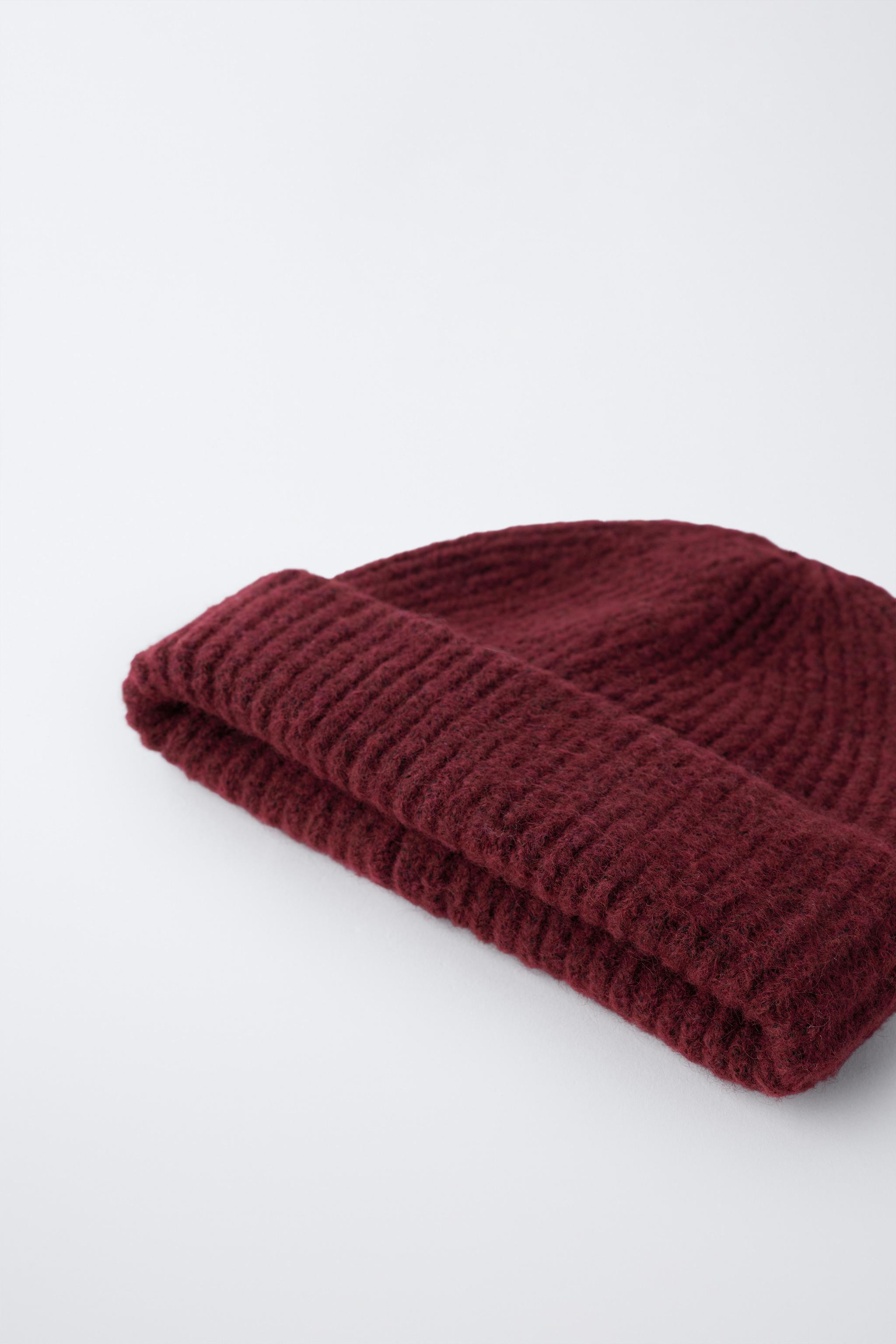 BASIC KNITTED BEANIE | Zara UK
