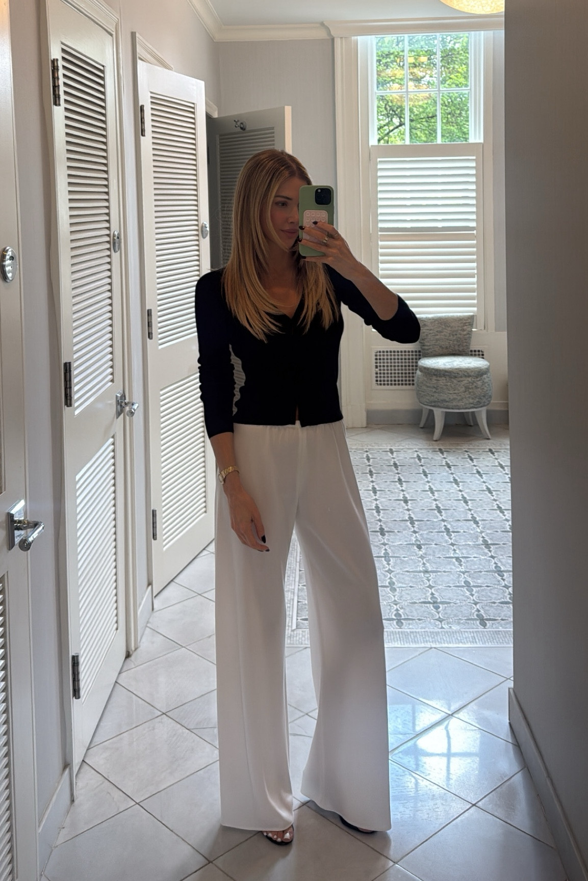 classic spring outfit 🤍