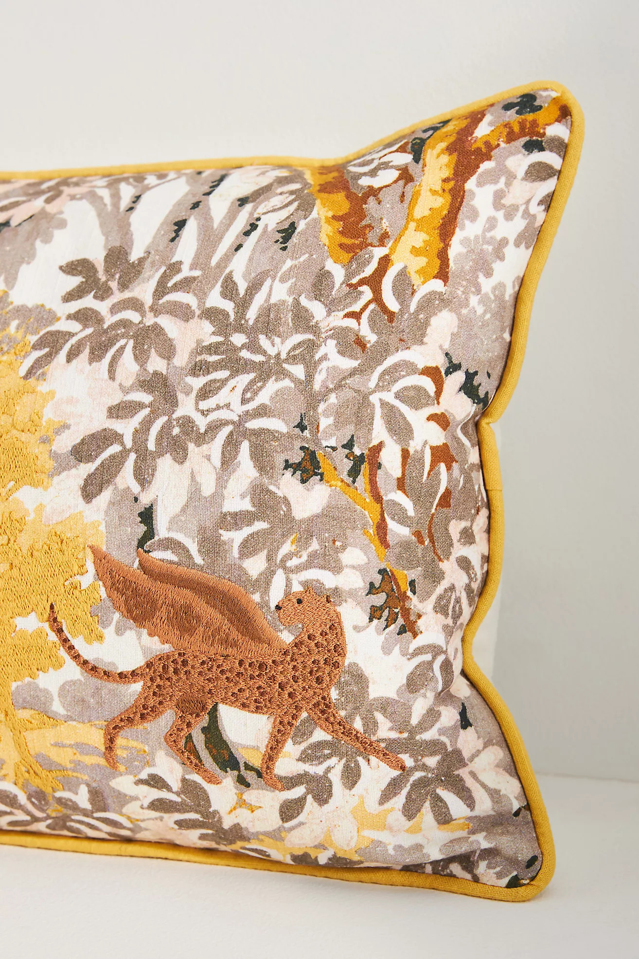 Vienne Pillow | Anthropologie (US)