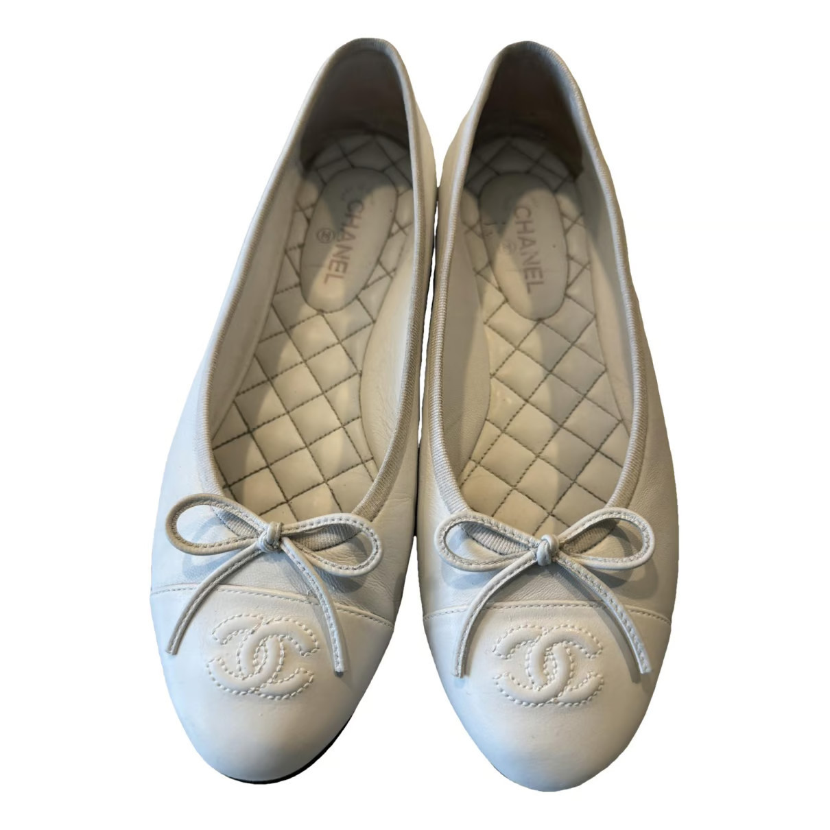 Chanel Leather flats | Vestiaire Collective (Global)