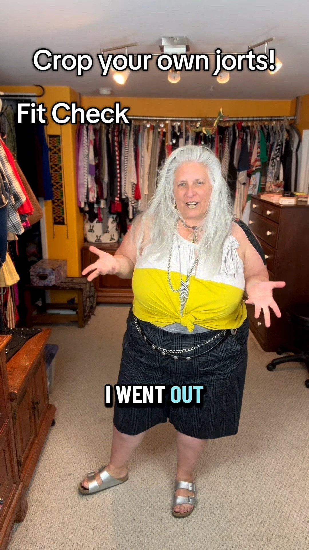 Scissors plus long pants = jorts 
✂️ 🩳 

#DIY #Jorts #PlusSizeStyling #SpringOutfitInspo #Torrid