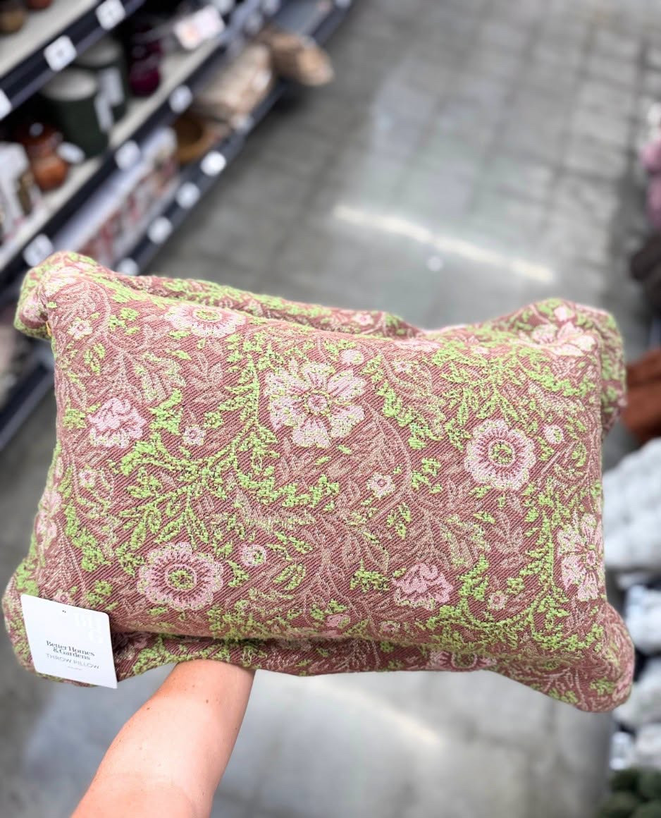 Walmart fall home decor

fall throw pillows
cozy autumn blankets
plaid throw blanket
textured pillow covers
rust colored pillows
chunky knit throw
neutral fall textiles
velvet accent pillows
cozy seasonal bedding
warm autumn home accents

#LTKSeasonal #LTKSaleAlert #LTKHome