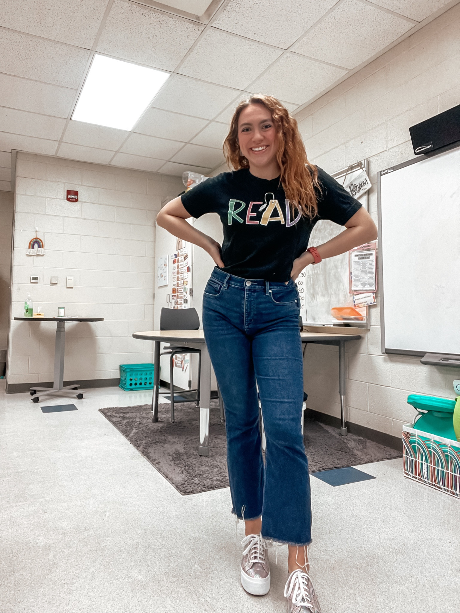 Teacher outfit, teacher t-shirt, teacher shirts, teacher fashion, teacher style, comfortable work clothes, work jeans, loft jeans 

#LTKshoecrush #LTKfindsunder50 #LTKfindsunder100