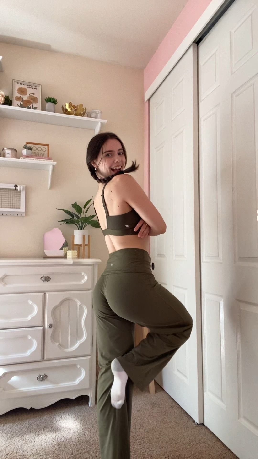 Cute workout outfit!✨

Workout clothes / activewear / lounge pants / workout outfits / lululemon dupes / Neutral fashion / neutral outfit /  Clean girl aesthetic / clean girl outfit / Pinterest aesthetic / Pinterest outfit / that girl outfit / that girl aesthetic / vanilla girl


#LTKVideo #LTKFitness #LTKFindsUnder50