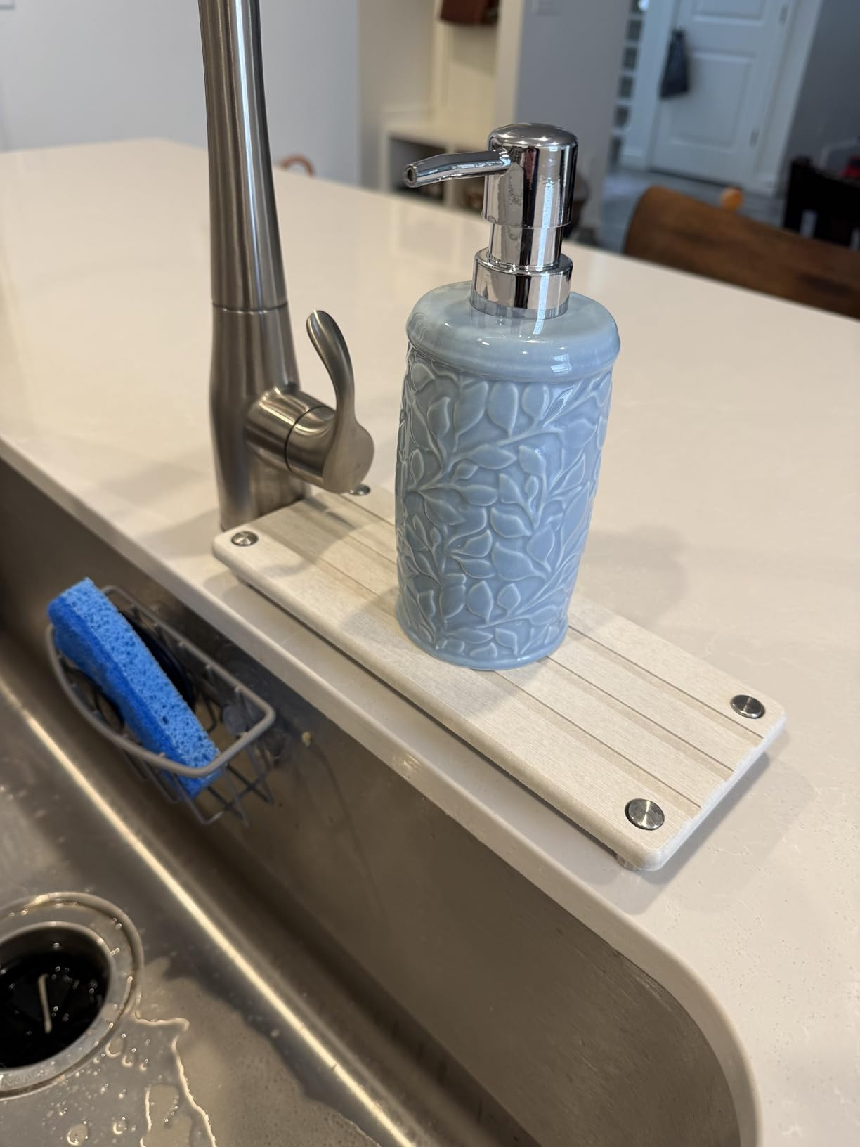 Instant Dry Sink Caddy Kitchen Sink Organizer, Quick Drying Diatomaceous Earth Stone Sink Tray Sp... | Amazon (US)