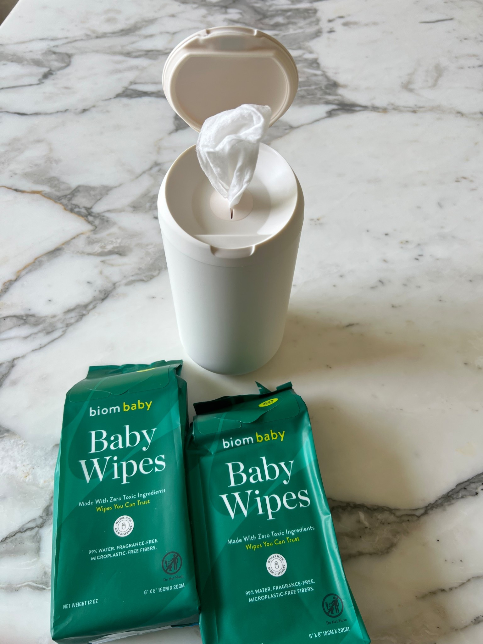 This might be the chicest wipe dispenser everrr! The lid is super secure leaving the wipes saturated while easy to pull out! 

Dressupbuttercup.com #dressupbuttercup #dederaad 

#LTKHome #LTKBaby #LTKmomlife