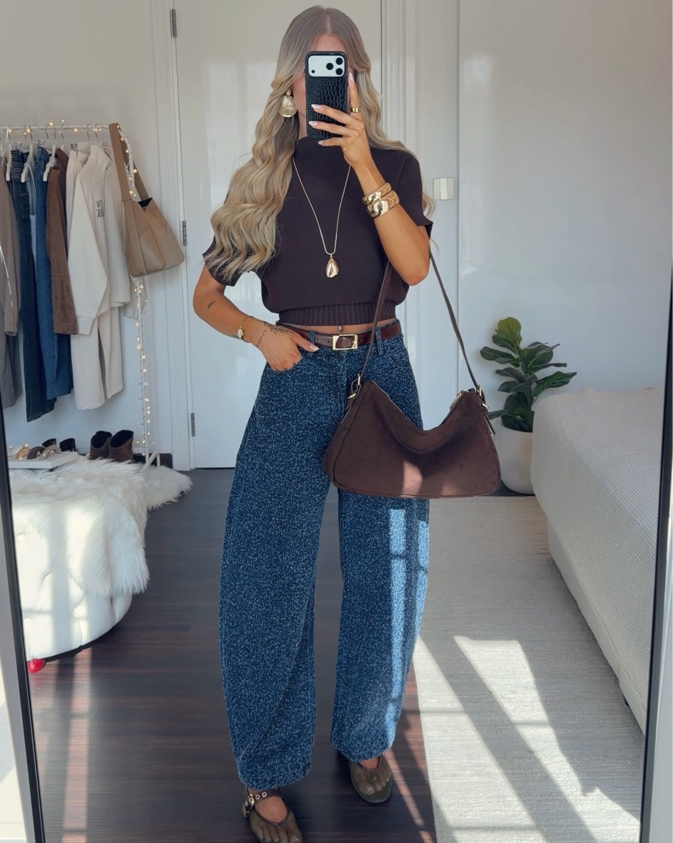 ZARA NEW-IN OUTFIT INSPO🤎🍂🫒 wow I love this outfit so much! I got this knit shirt in brown now as well- it just so pretty for fall✨ the jeans is so unique and cool, never saw a jeans like this before. It has this nice texture and gives 100% fall vibes😍 the shoes are from Steve Madden- I will link similar options for the mesh flats as this pair is currently not available🤎 
MY SIZES: 
Jeans - size EU34 (I am 1,70m tall)
Knit Shirt - size S

#LTKFashionMonth #LTKstyletip #LTKautumn