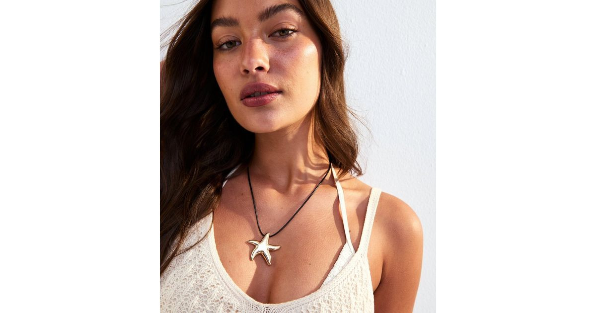 Gold Tone Black Rope Starfish Charm Necklace | New Look | New Look (UK)