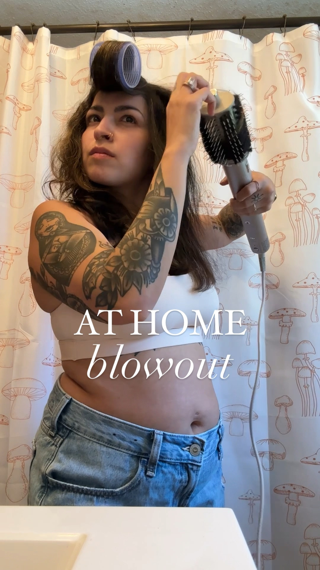 I’ve been using my shark flex for 2 years now and it never disappoints when it it comes to an at home blowout 

#LTKbeauty #LTKmidsize