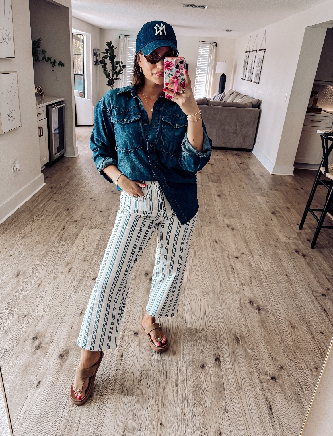 Feeling all things blue from this ootd! These striped pants are so fun. 💙

#LTKgrwm #LTKdayinmylife #LTKootd