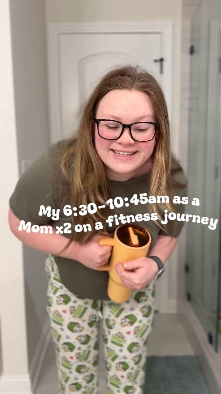 Yesterday we did a run through for member games coming up and it was so much fun but my back was sore so starting a Monday out with conditioning was little rough but not bad! I hope you had an amazing day and don’t forget JESUS LOVES YOU🫶🏼🫶🏼#mom #routine #gym #morning #work