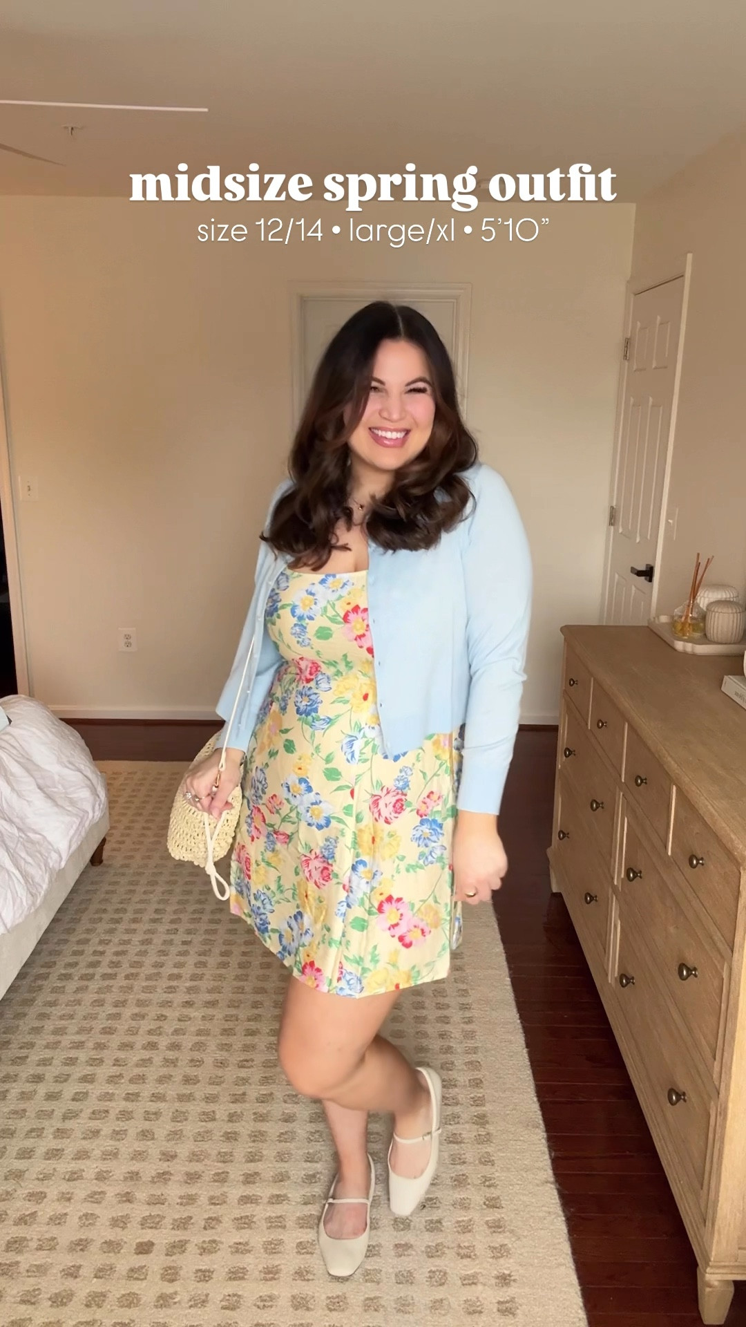 Midsize spring outfit from target for Easter (and it’s all on sale right now). This yellow floral dress is quite honestly the cutest thing I’ve ever seen!! And I paired it with this light blue cardigan + flats. 

Dress - size 16 (runs small, size up) 
Flats - 9.5 *linked exact + similar 
Cardigan - xxl 
Lip gloss - shade Italian soda 


Easter outfit, Easter dress, spring outfit, spring style, spring fashion, spring target, target outfit, target fashion, target, midsize, midsize outfit, midsize fashion, tall woman fashion 

#LTKWatchNow #LTKMidsize #LTKSaleAlert