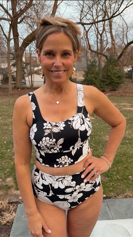 You know who has the best bathing suits? Lands End! Affordable pieces with fun patterns and that actually fit us comfortably! This summer we’ll be making sure to get outside in these pieces!

#LTKSwim #LTKMidsize #LTKOver40