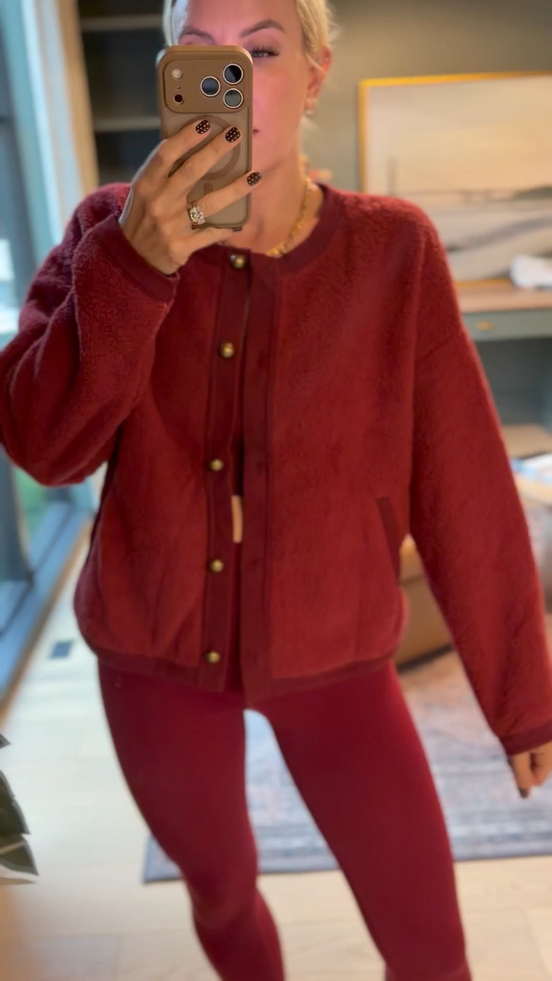 Amazon Sherpa! So cute and like $22!!!

#LTKmorningroutine #LTKFindsUnder50 #LTKootd