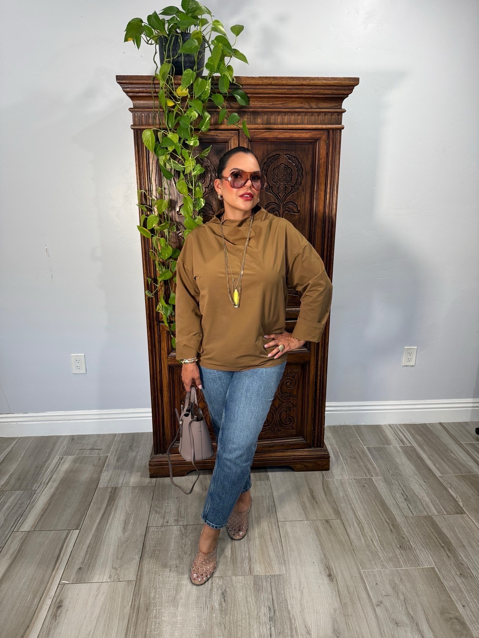 This comfy and chic outfit is perfect for literally anything you have to conquer in your day. The tunic gives it an elegant feel and the denim balances it out to a more casual fit.  These jelly shoes are my current go to’s because they are so comfortable!

Top: L
Jeans: 8
Shoes: 9

#amazonfinds #casualootd #amazonstyle

#LTKootd #LTKOver40 #LTKMidsize