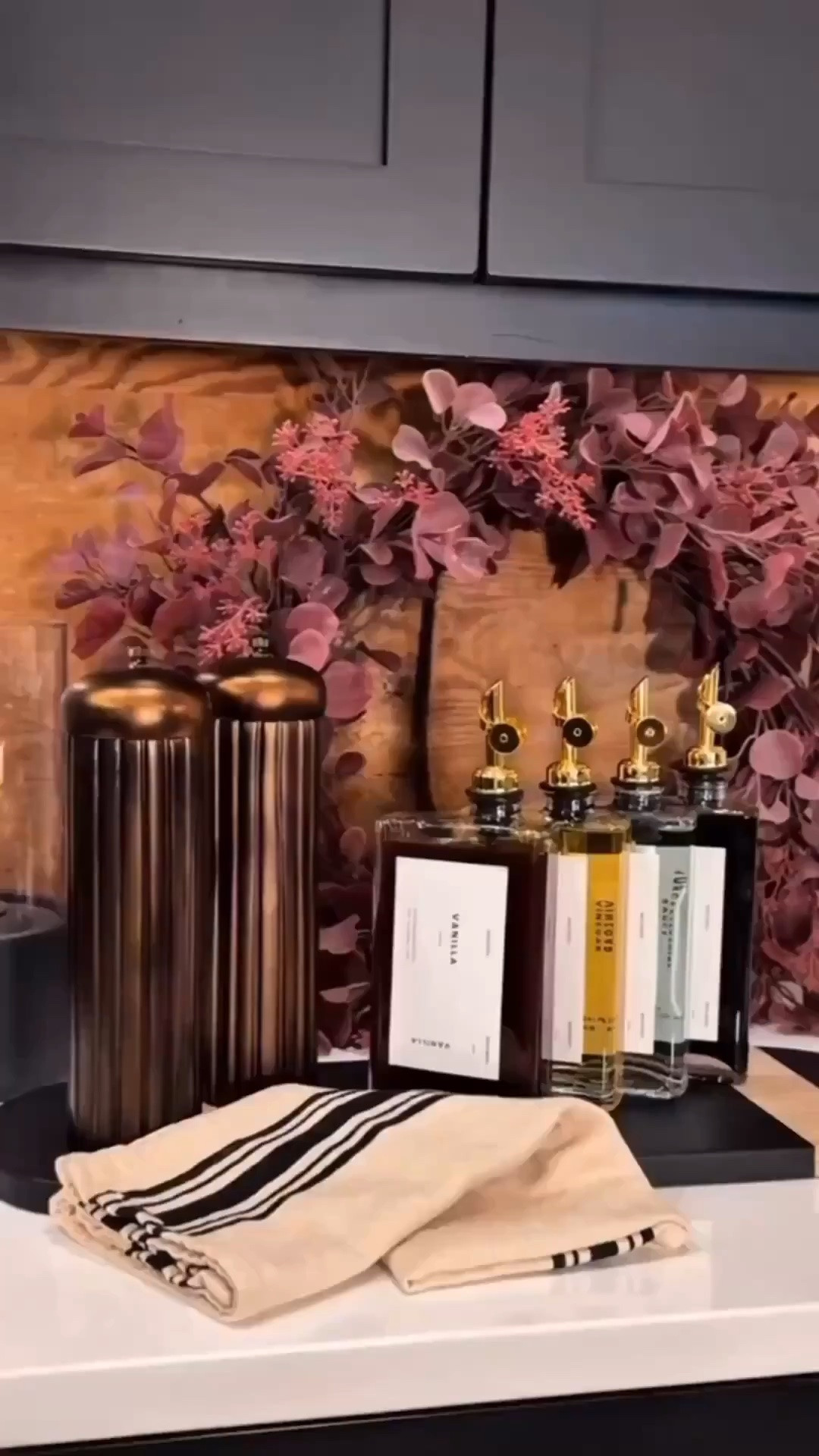❤️ A roundup of my Amazon finds that just make sense in every corner of my home. These pieces are functional, stylish, and perfect for elevating your everyday spaces.


#founditonamazon #interiordesign #amazonhomefinds #interiordesign #homedecor #homedecorideas #homedecorinspo #amazondecor #amazon #roundup #homeinspo #summerthompsonstyles

#LTKHome #LTKvlog #LTKdayinmylife