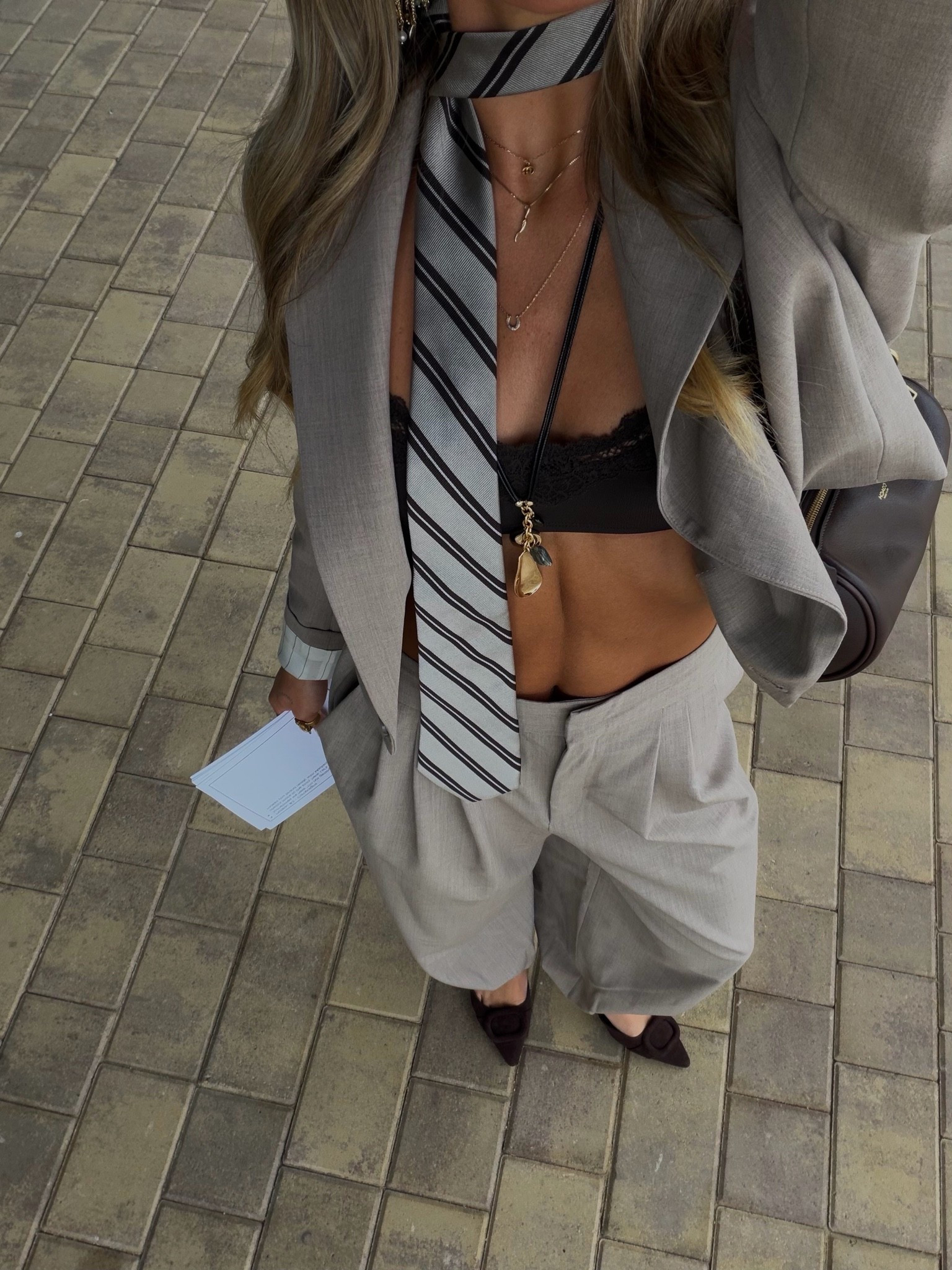 wearing an xs blazer, size 2 pant, and small bralette!! all from @Aritzia 🤍

shoes are burlington!