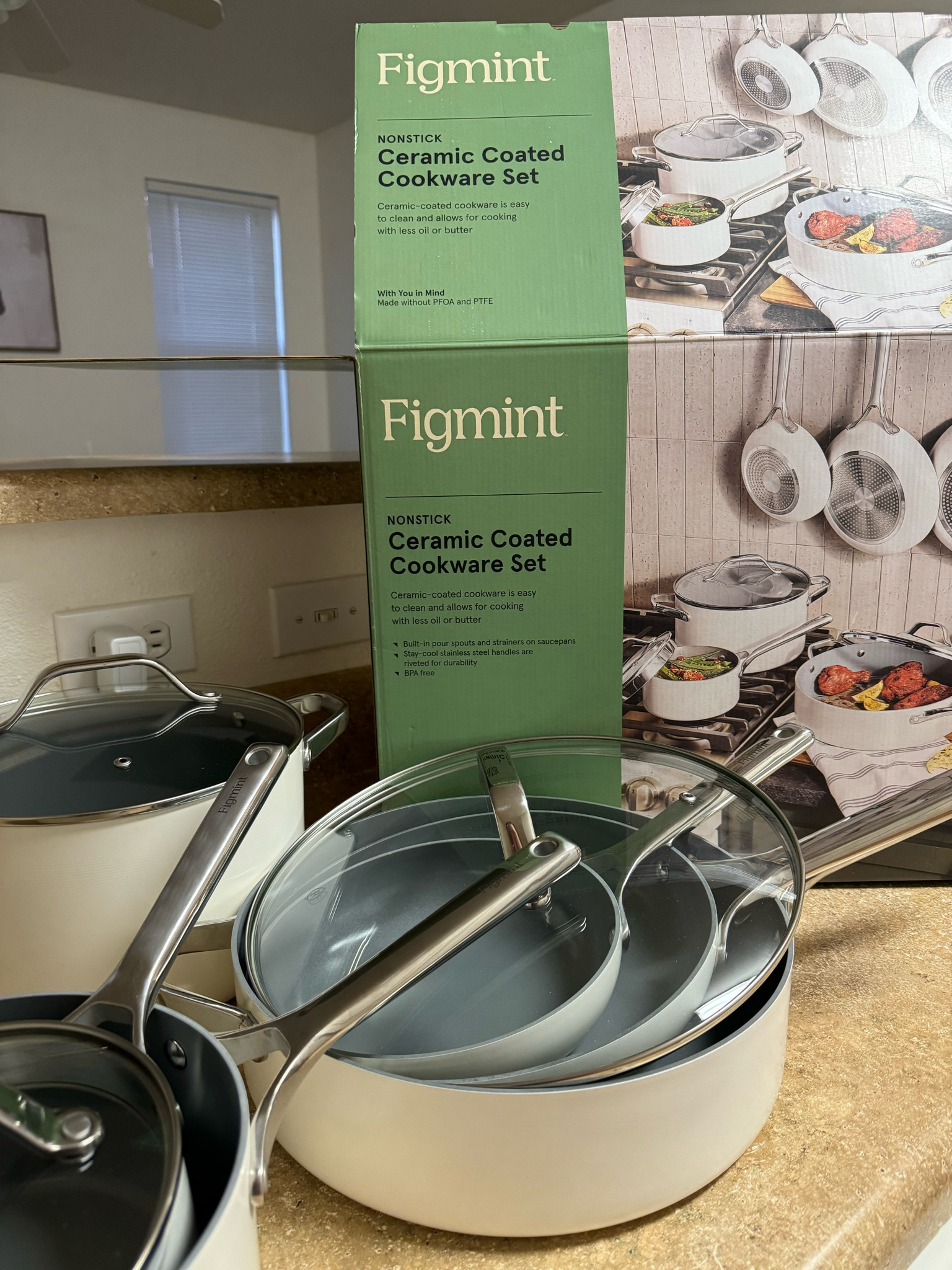12 pc nonstick cookware set from Target. Their new kitchen line- Figmint! 7 piece is also available & in a few other colors

#LTKHoliday #LTKhome #LTKGiftGuide