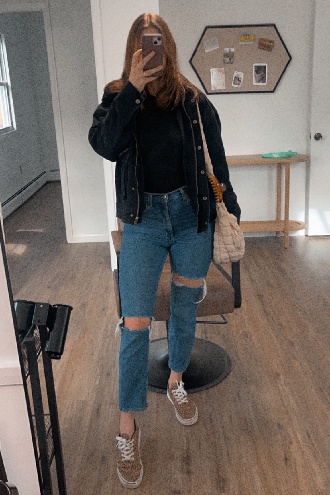 Casual work outfits while in the studio today 💘

#LTKstyletip #LTKworkwear #LTKitbag