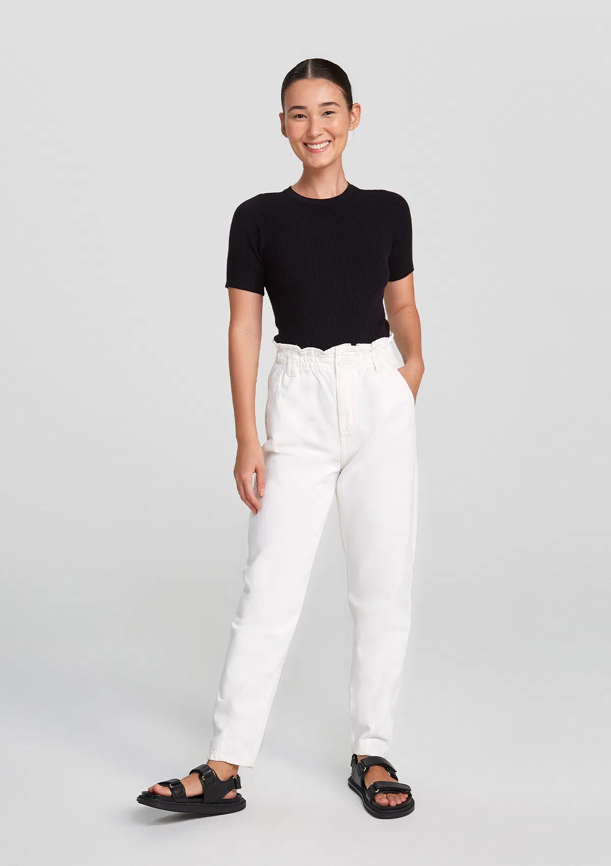 Calça Feminina Cintura Alta Slouchy Em Sarja - Hering Store | Hering (BR)