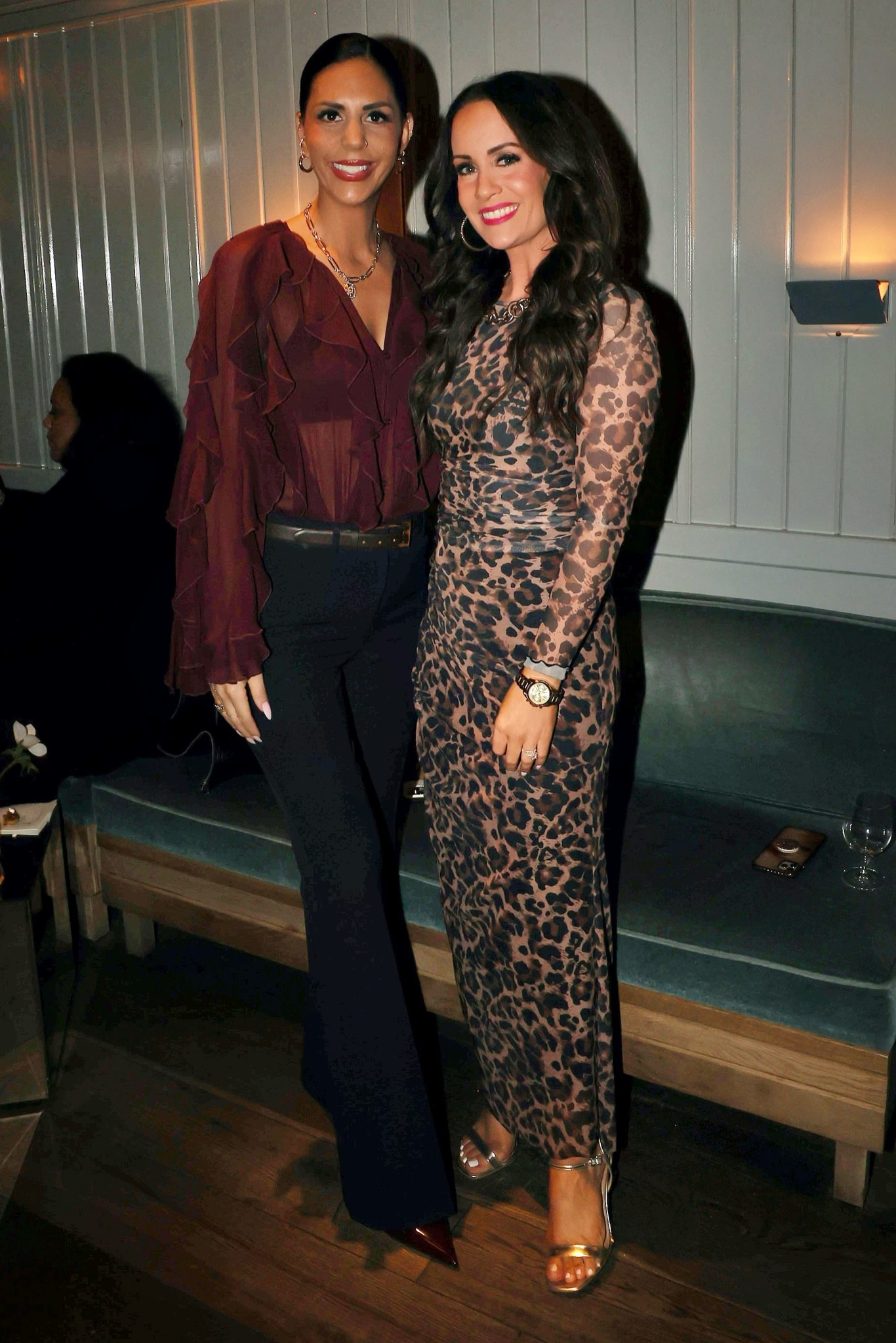 With the stunning Doubletakesisters

NYFW with LTK and Zara 
A moment for a burgundy and navy 
Zara coat- small 
Zara blouse- small (obsessed) 
Shoes are so comfortable from Zara and tts 
Old express pants- i will link similar 
Prada bag is so fun and part of their newest line 

#LTKU #LTKNYFW #LTKParties

#LTKU #LTKFindsUnder50 #LTKNYFW

#LTKNYFW #LTKFindsUnder50 #LTKU