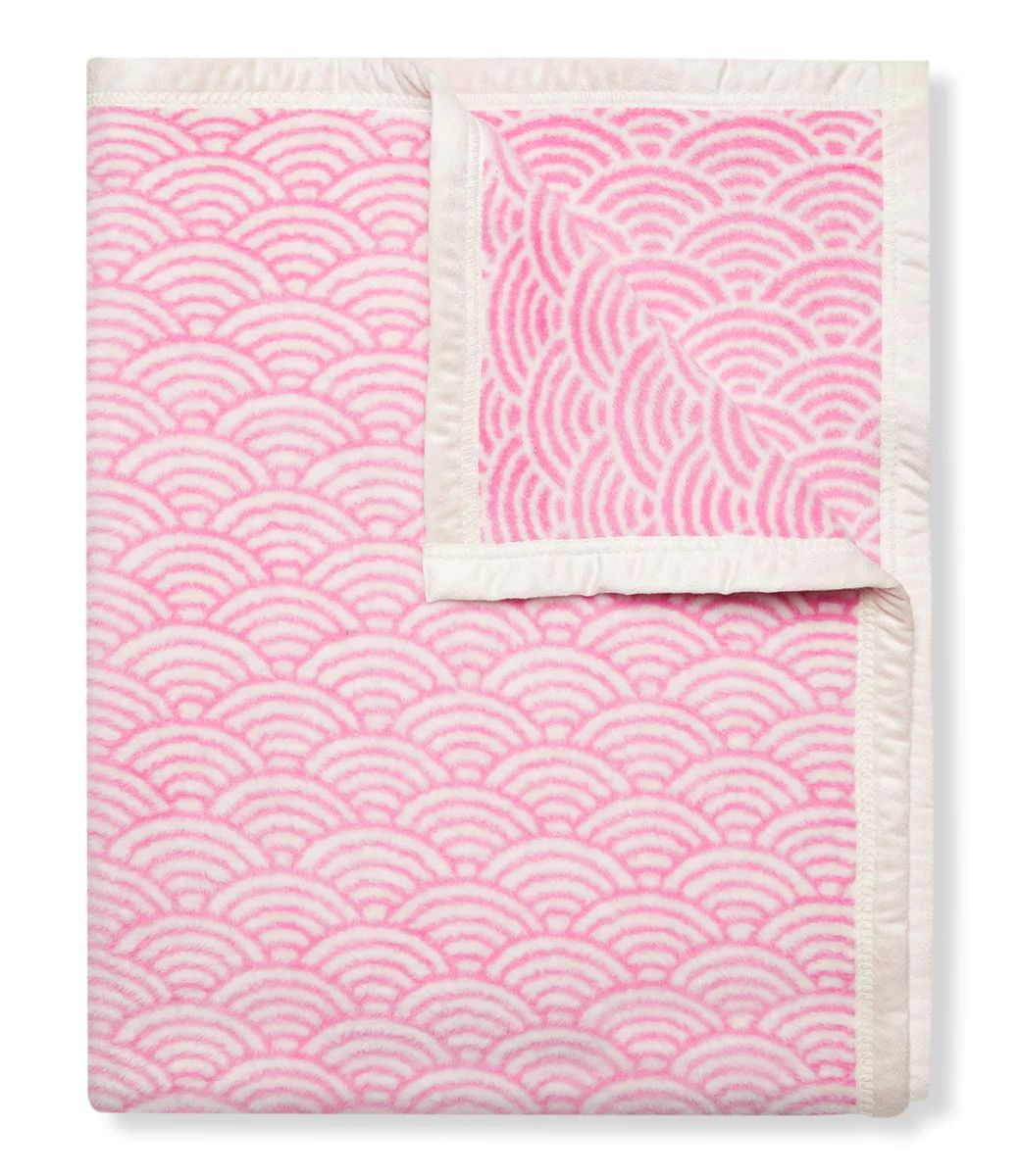 Brewster Scallops Light Pink Blanket | ChappyWrap