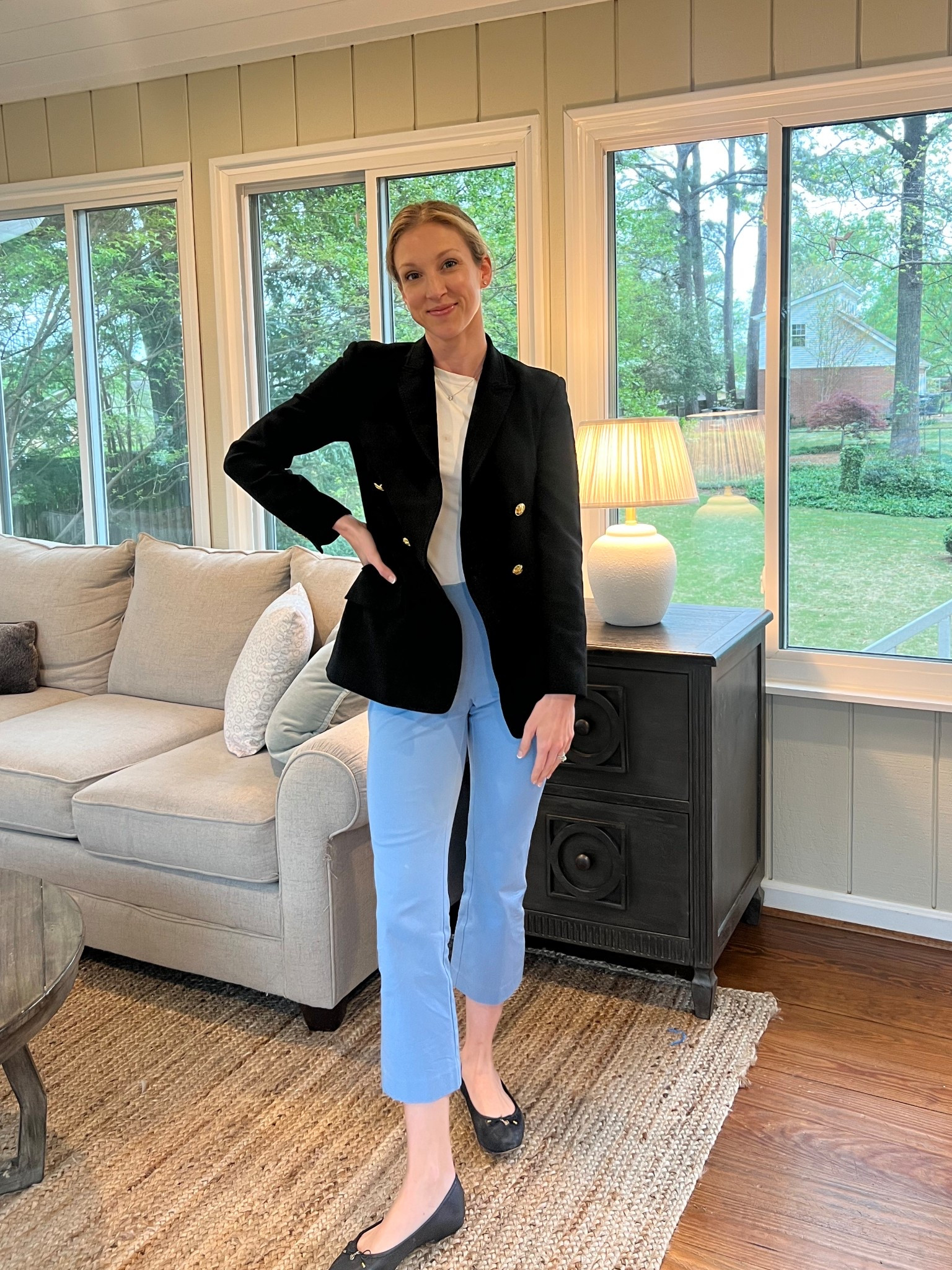 Outfit of the day for the office

Office look
Corporate fashion



#LTKWorkwear #LTKStyleTip