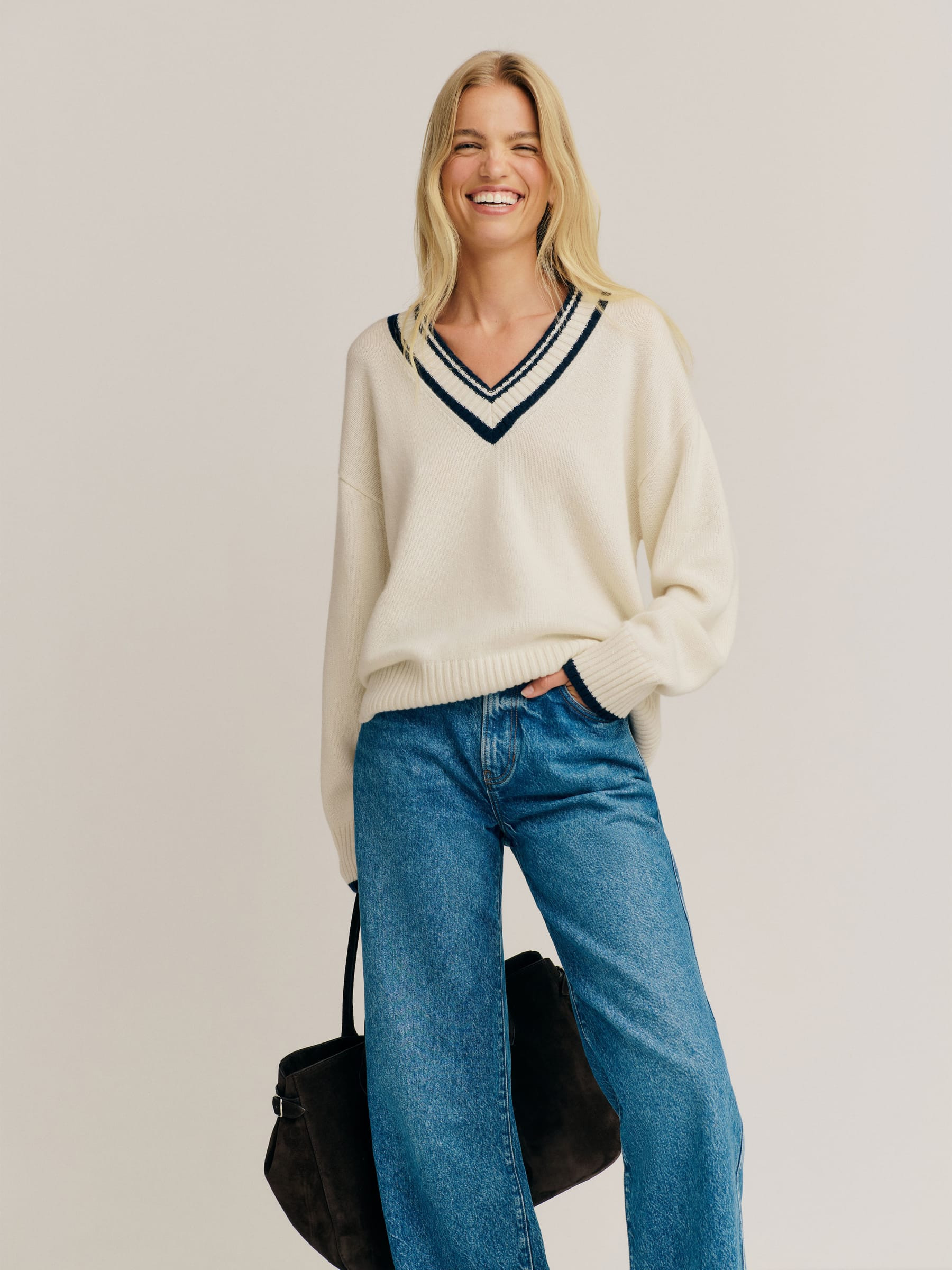 Jadey Cashmere Oversized V-neck Sweater | Reformation (Global)