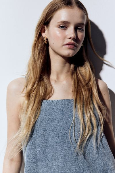 Denim Jumper - Square Neckline - Sleeveless - Light denim blue - Ladies | H&M US | H&M (US + CA)
