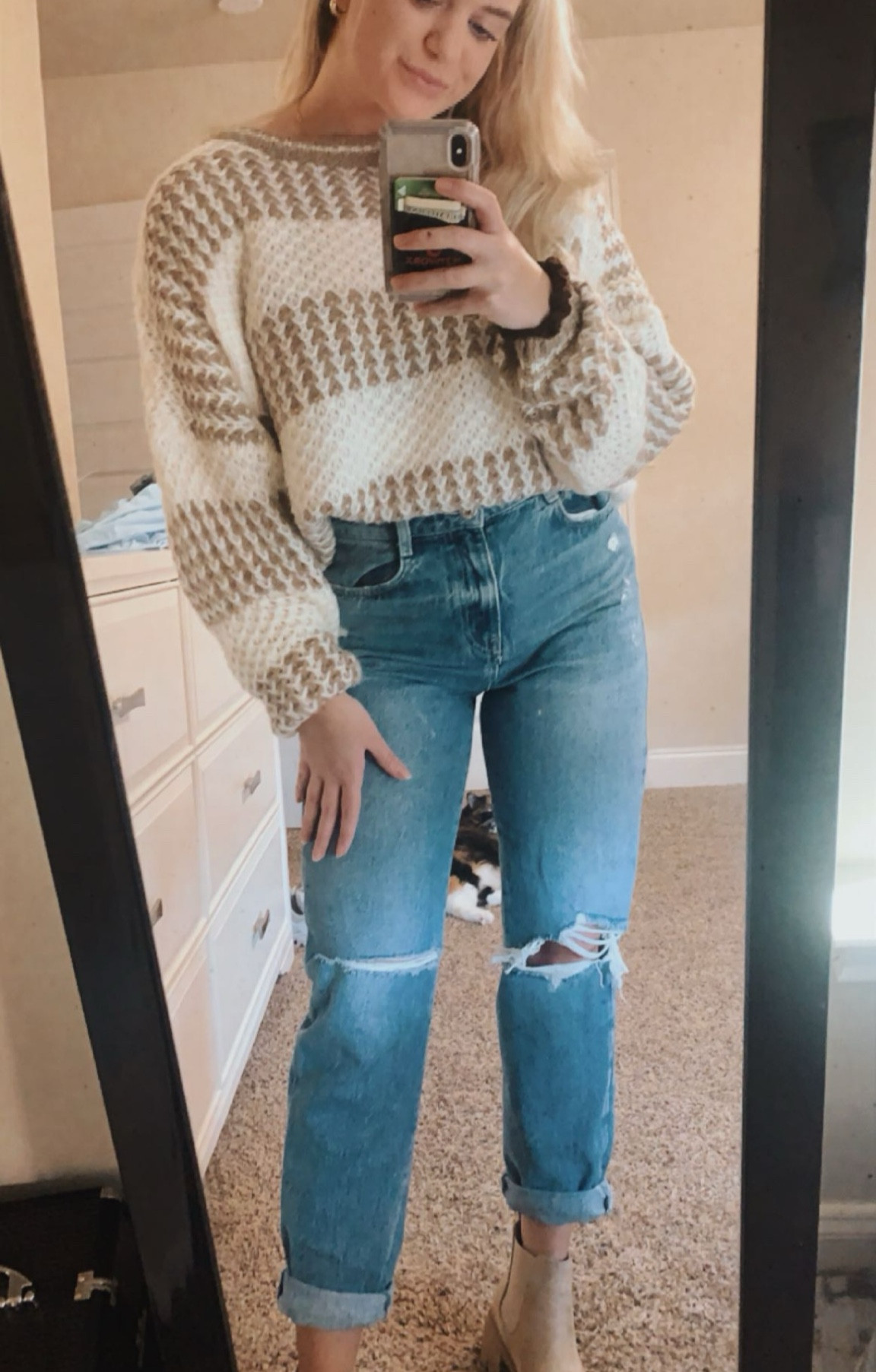 Fall/winter casual💅🏼

Jeans are ZARA but I linked similar Levi’s❤️‍🔥

#LTKSeasonal #LTKU #LTKstyletip