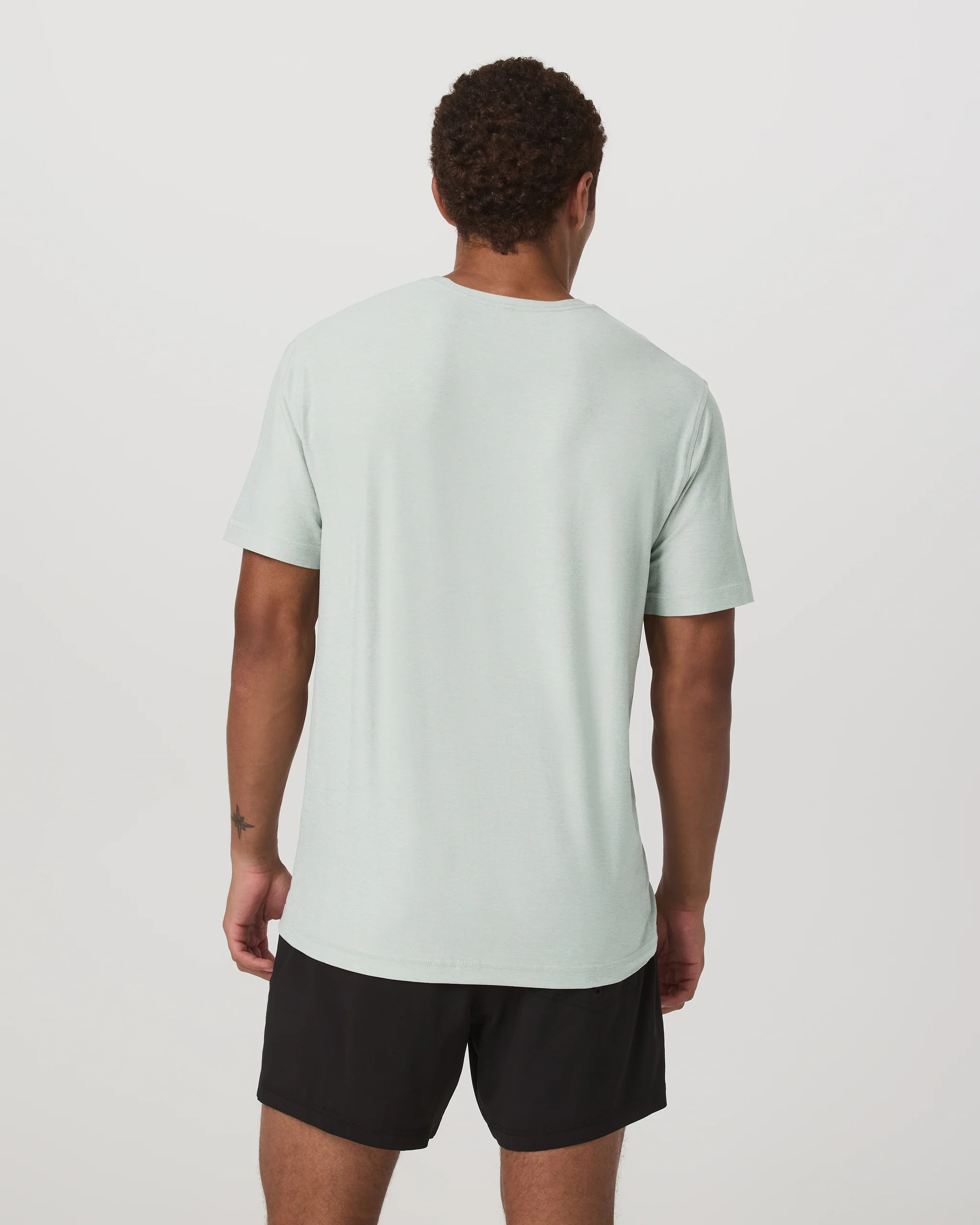 Strato Tech Tee | Vuori Clothing (US & Canada)