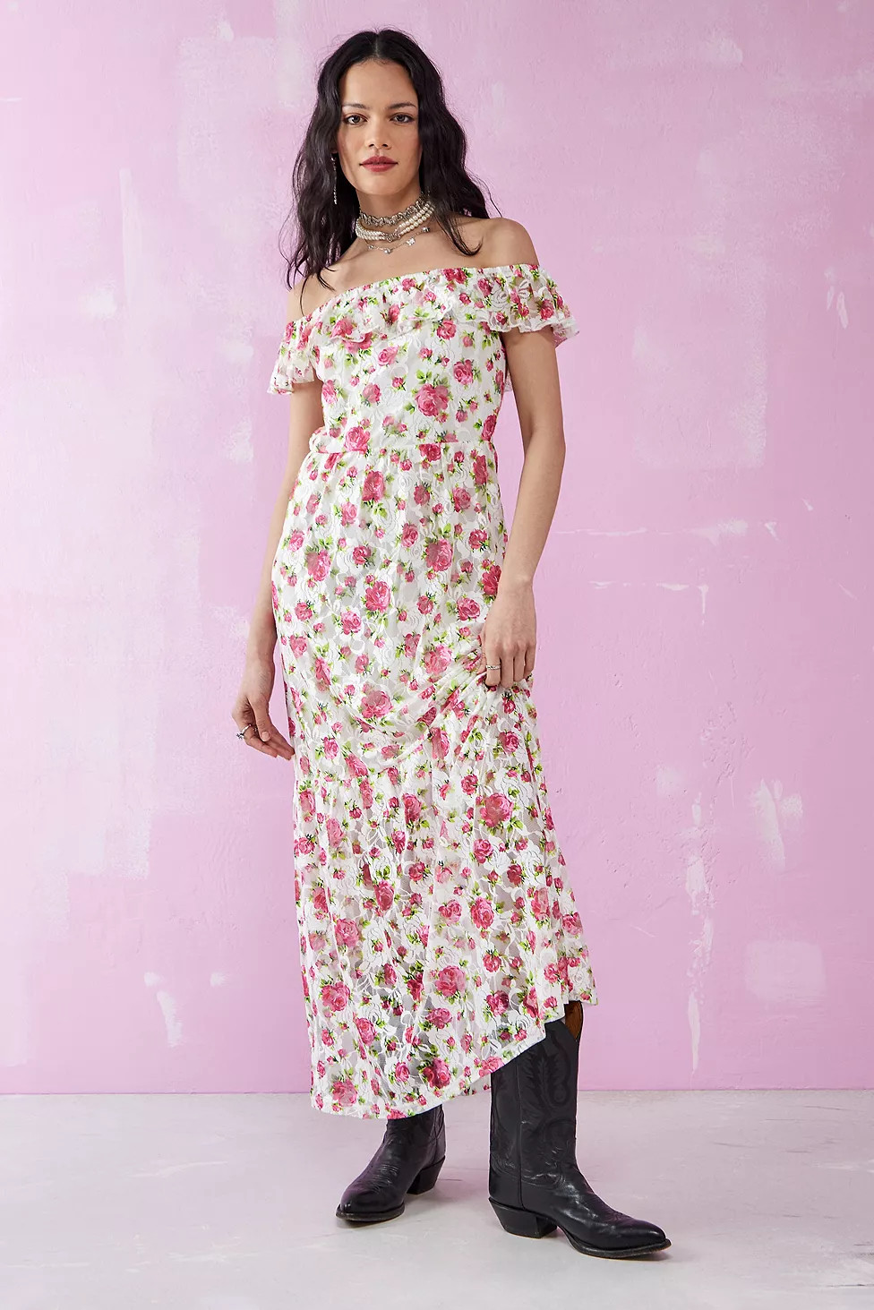 Betsey Johnson Floral Overload Maxi Dress | Urban Outfitters (EU)