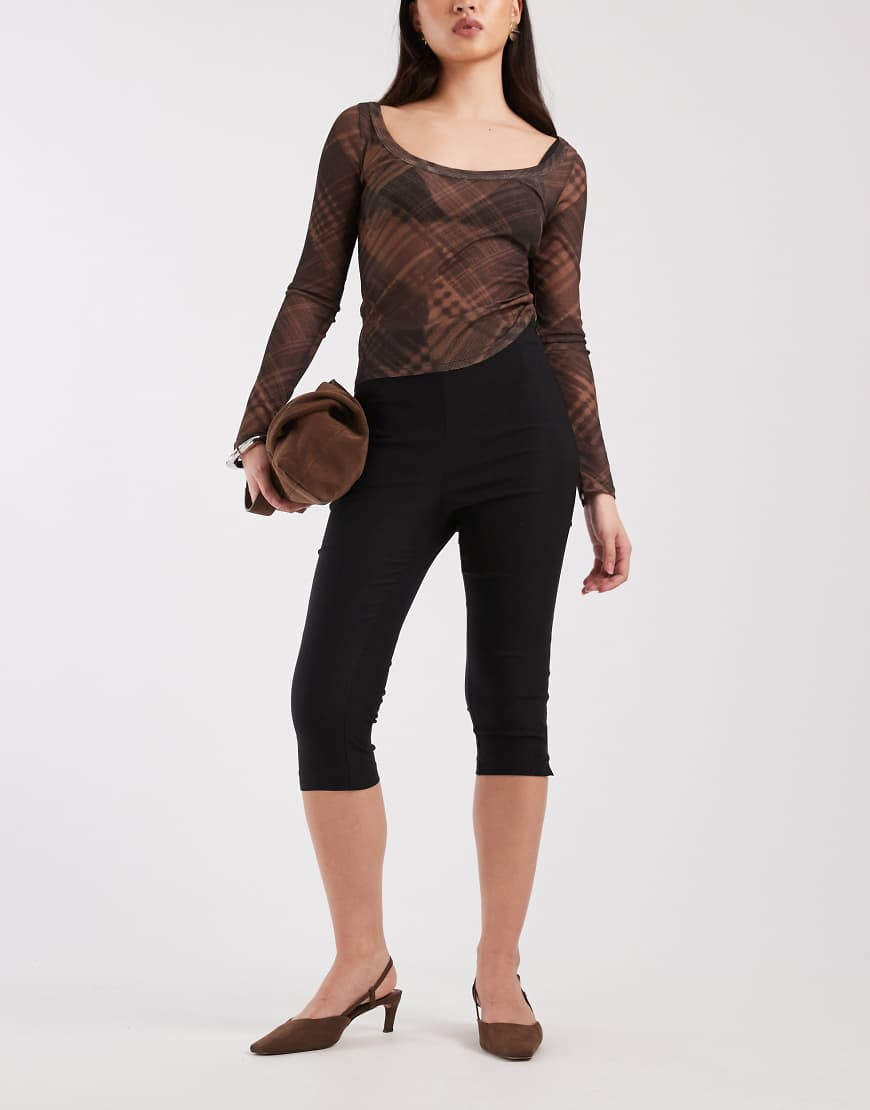 ASOS DESIGN tailored capri trousers in black | ASOS (Global)