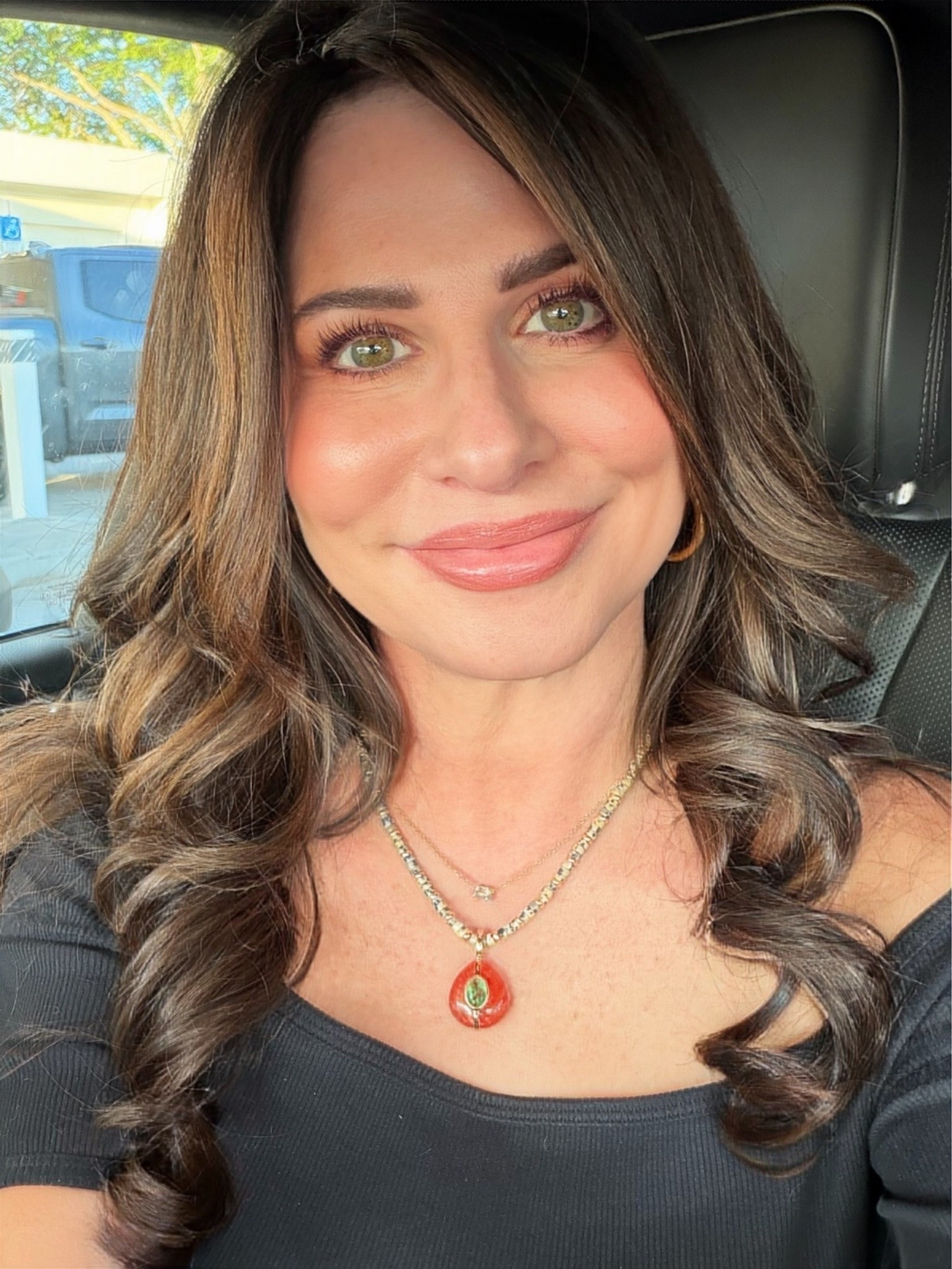 This necklace is stunning !

#LTKOver40 #LTKootd