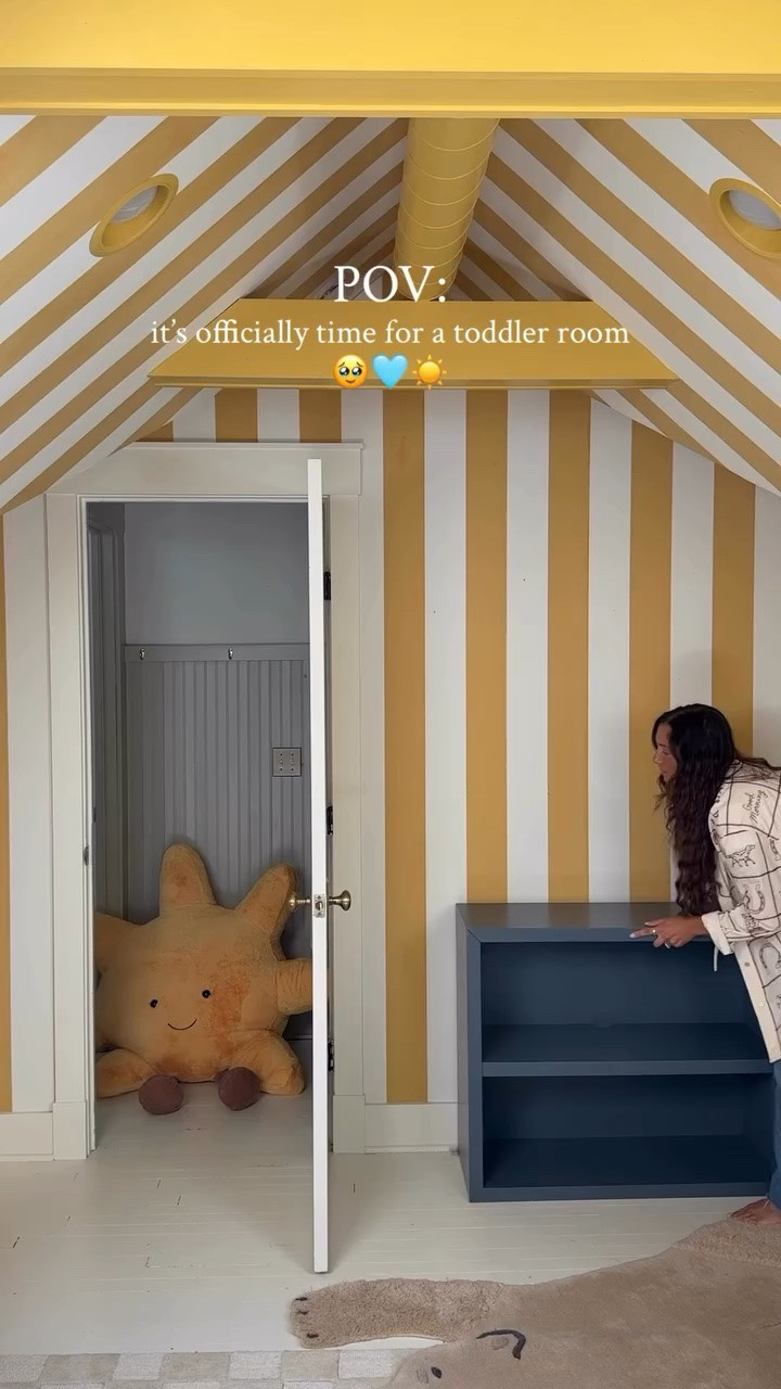 The day is here! 🥹 So bittersweet converting Judah’s nursery into a toddler room but it was time. We reimagined the space for play with @crateandkids ◡̈ #CrateKidsStyle #ad Took apart his cube storage so all of his books are within easy reach, added a new bookshelf !!! to display his stuffies and swapped in his toddler rail, now he absolutely loves climbing in and out of bed! Watching him grow is the sweetest and hardest part all at once. 

Comment “toddler room” and I’ll send you links to everything!