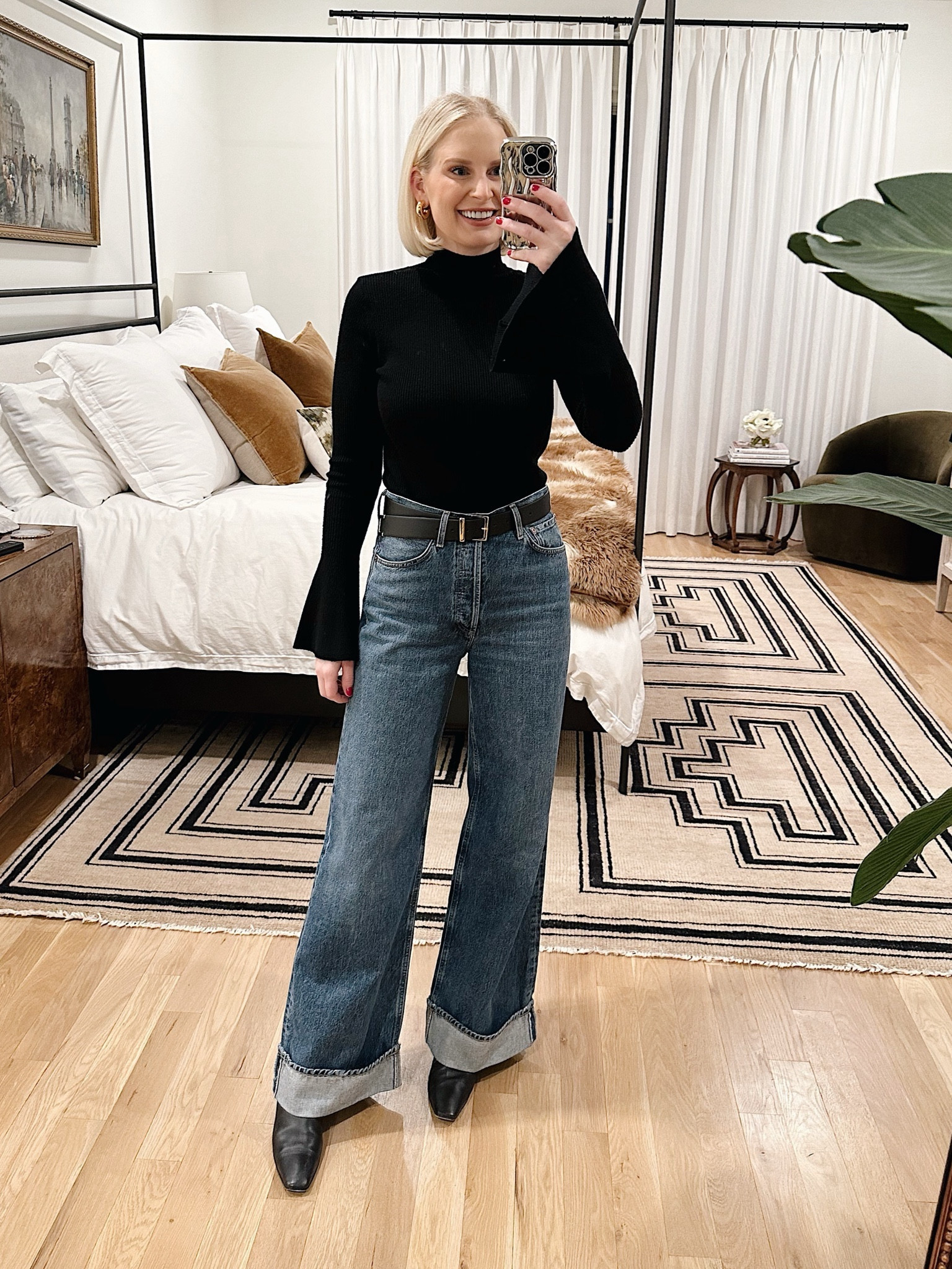 Today’s outfit! Sweater is sold out in black, but linked the striped versions! 

#LTKshoecrush #LTKfindsunder100 #LTKstyletip