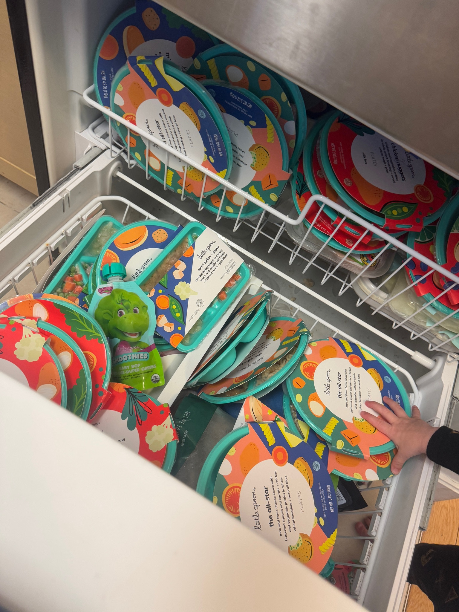 Little Spoon x Barney Collab we love their food for easy lunches and dinners for our kids! 

#LTKKids #LTKFamily #LTKBaby