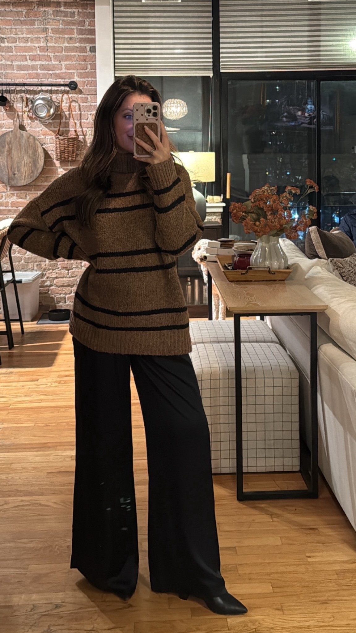 Comfy Thanksgiving outfit! I sized up in the satin pants 

#LTKStyleTip